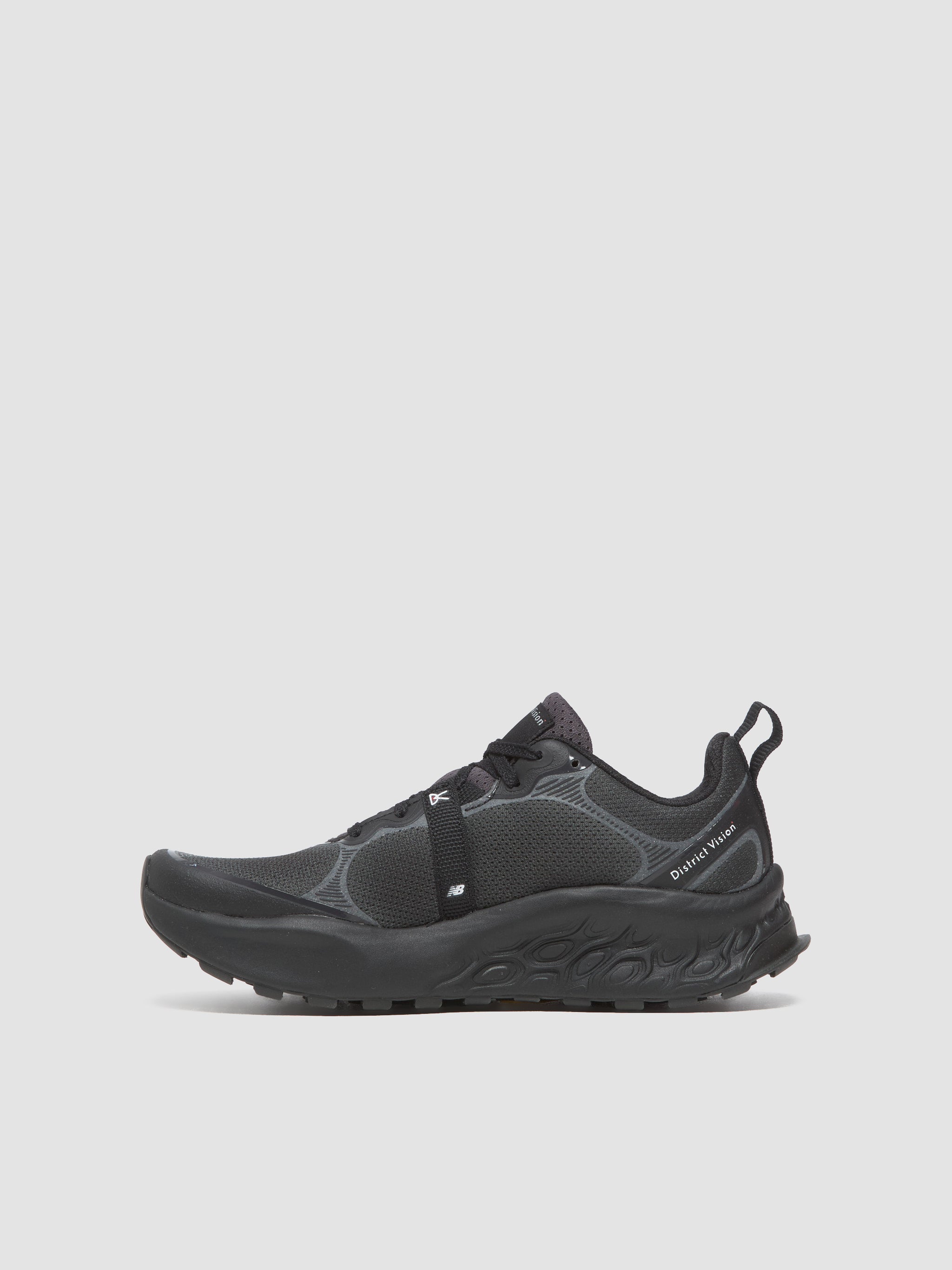 DV + NB Trail Shoe 2024, Black — District Vision