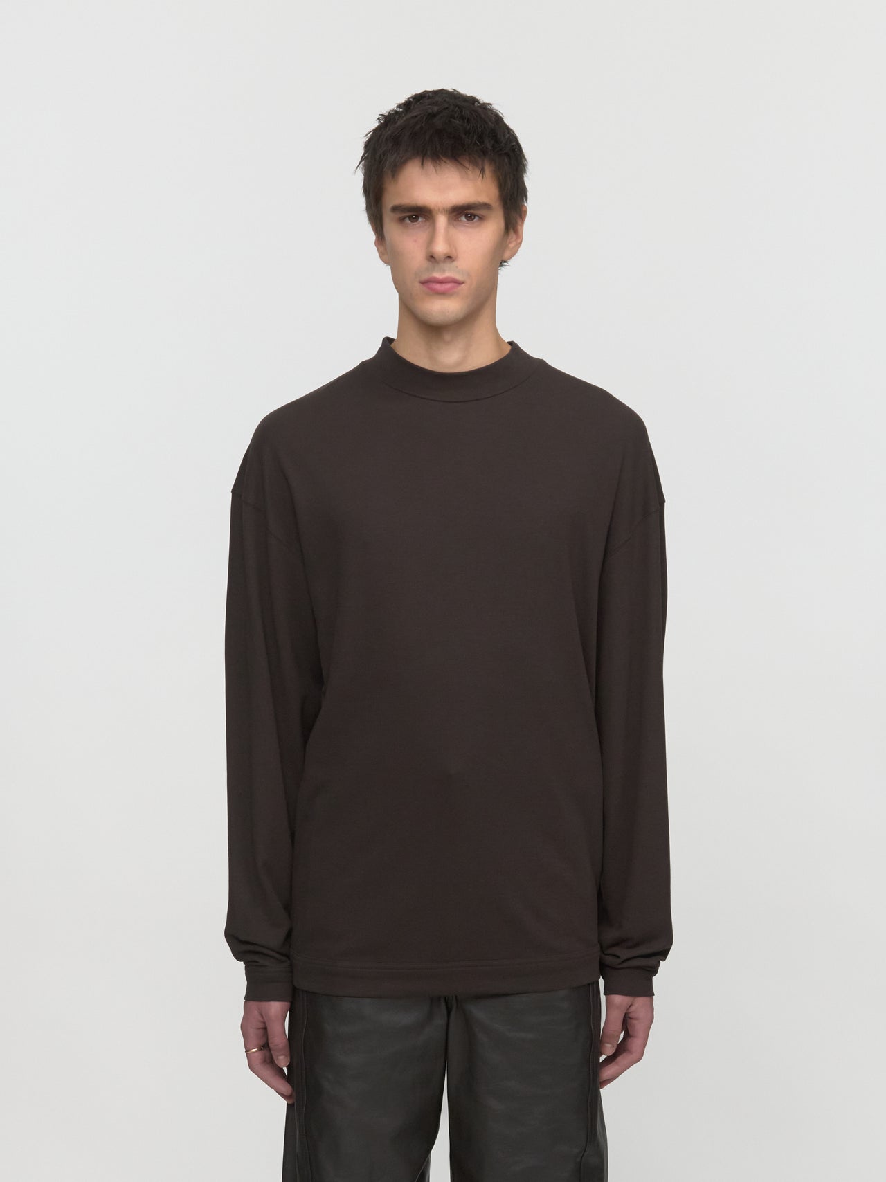 Mock Neck Long Sleeve T-Shirt in Dark Espresso