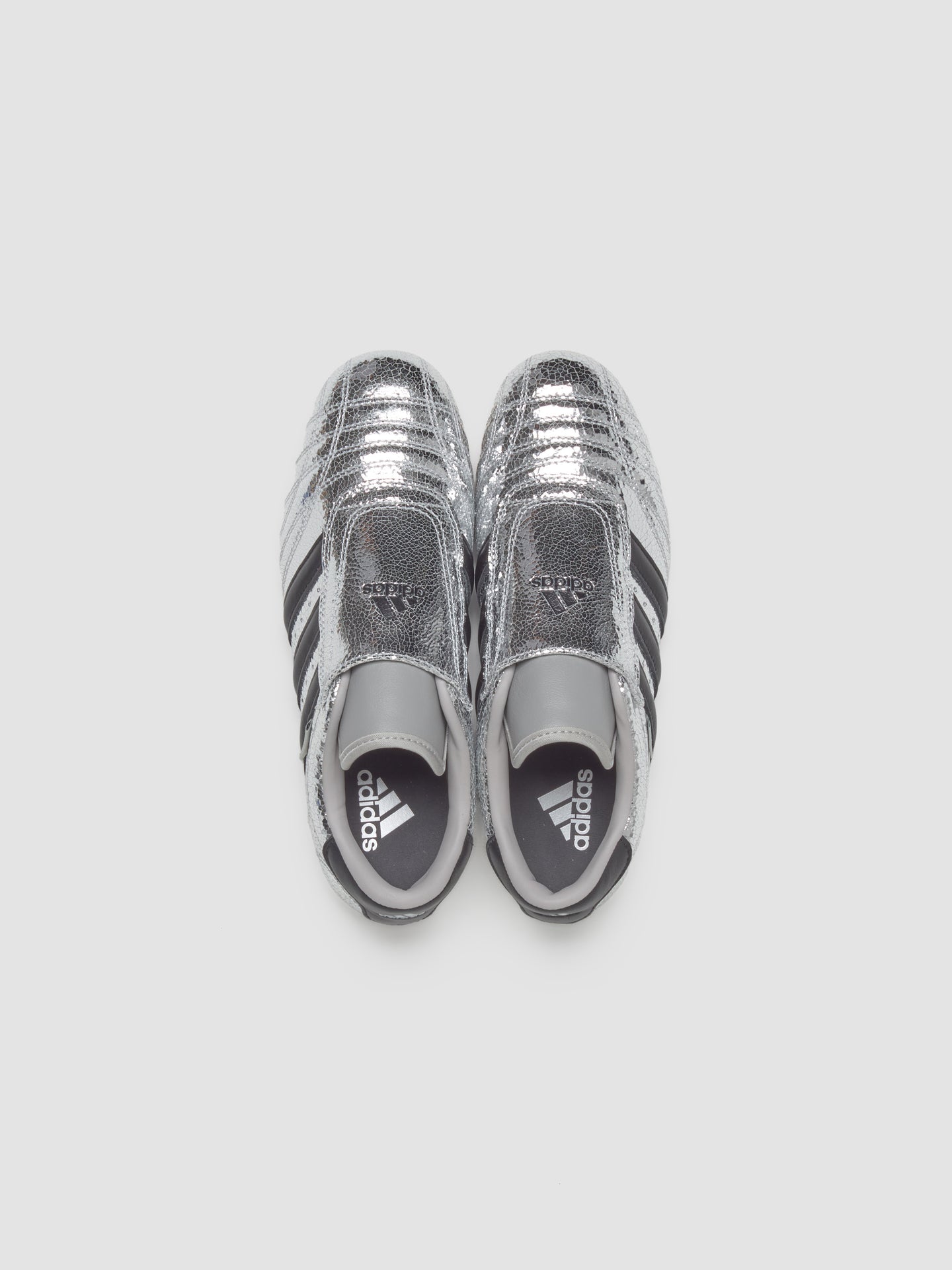 WMNS Taekwondo Sneaker in Silver Metallic & Core Black