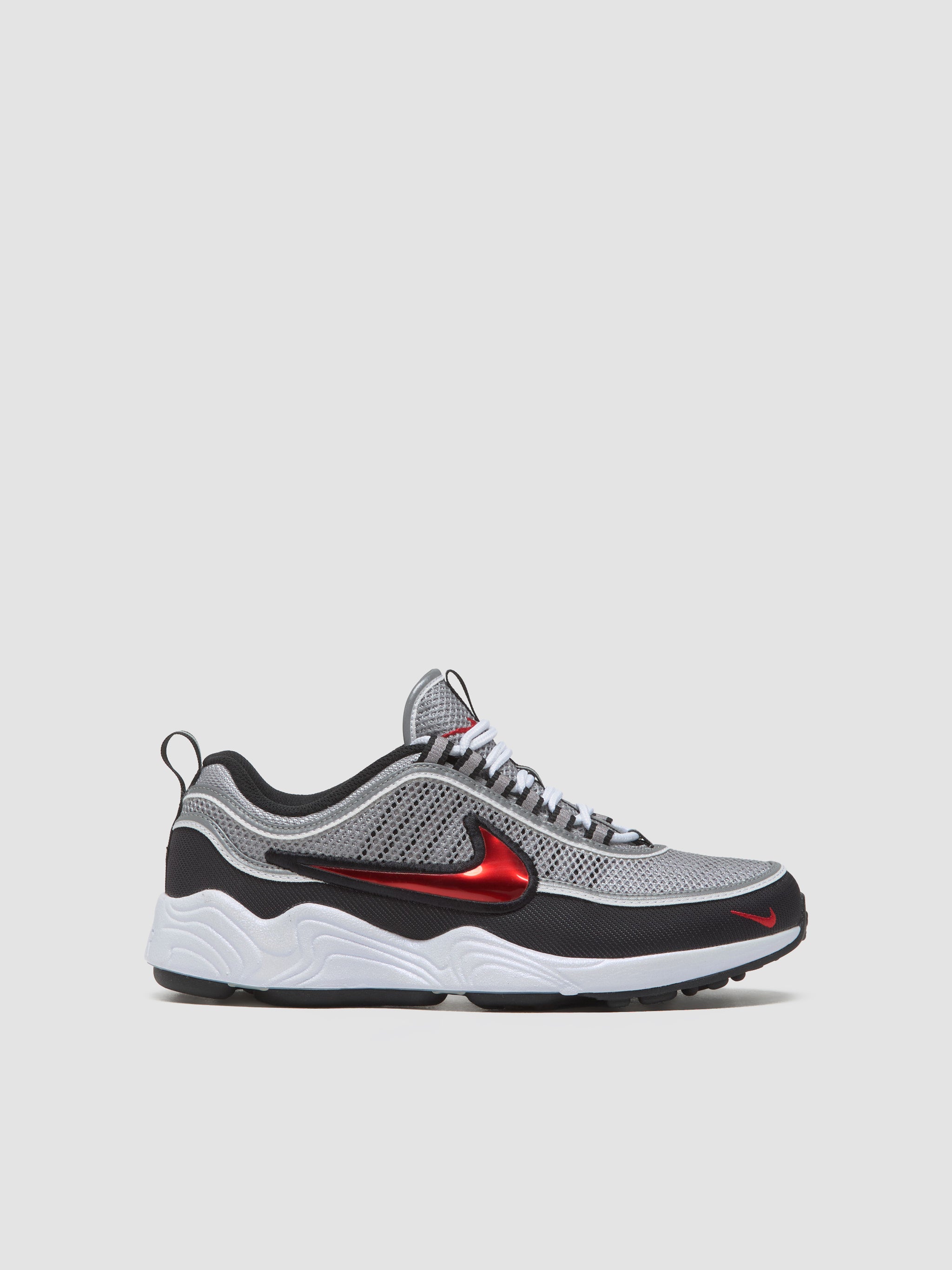 Air Zoom Spiridon SP Sneaker in Metallic Silver & Sport Red