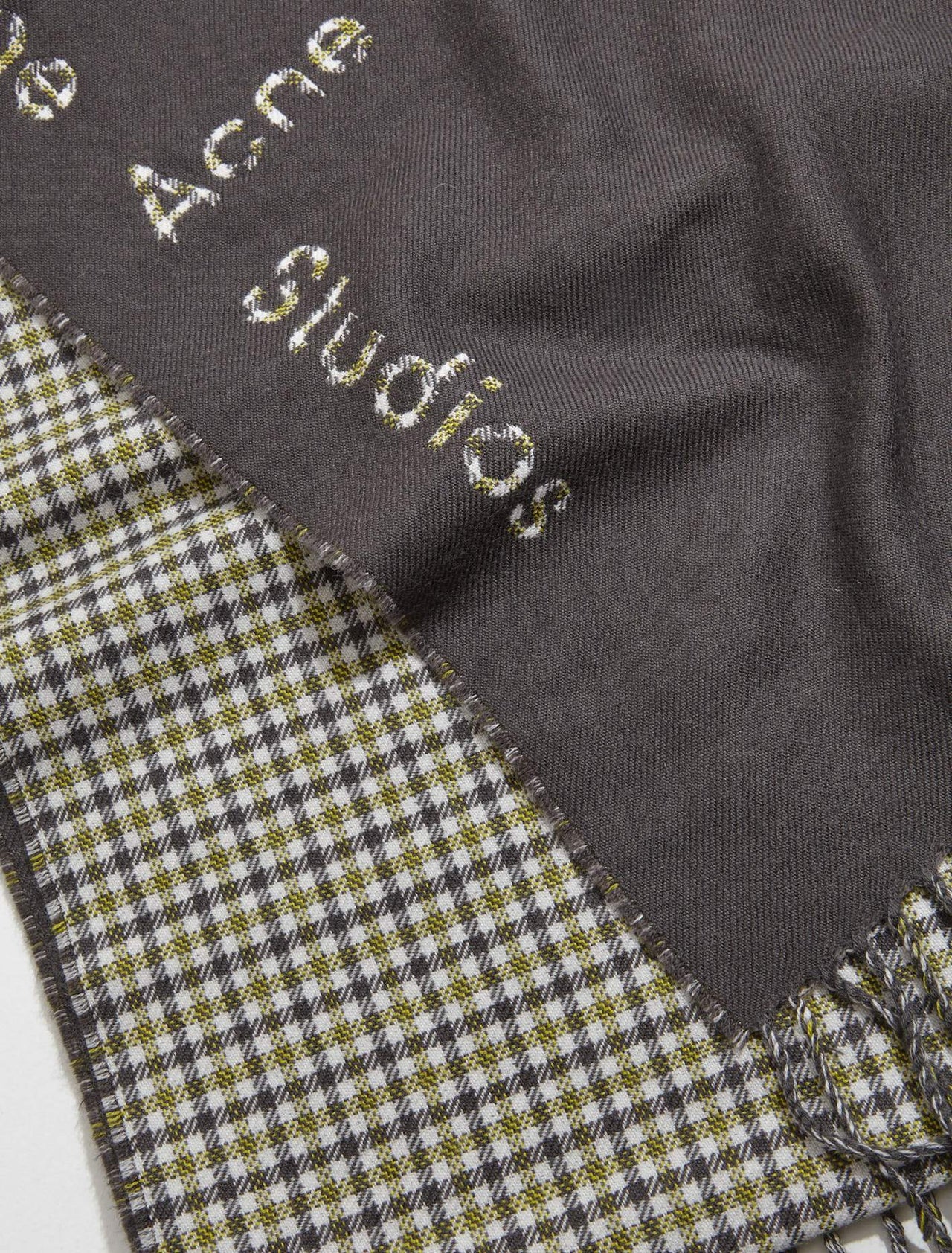 Logo Check Wool Scarf in Charcoal Grey