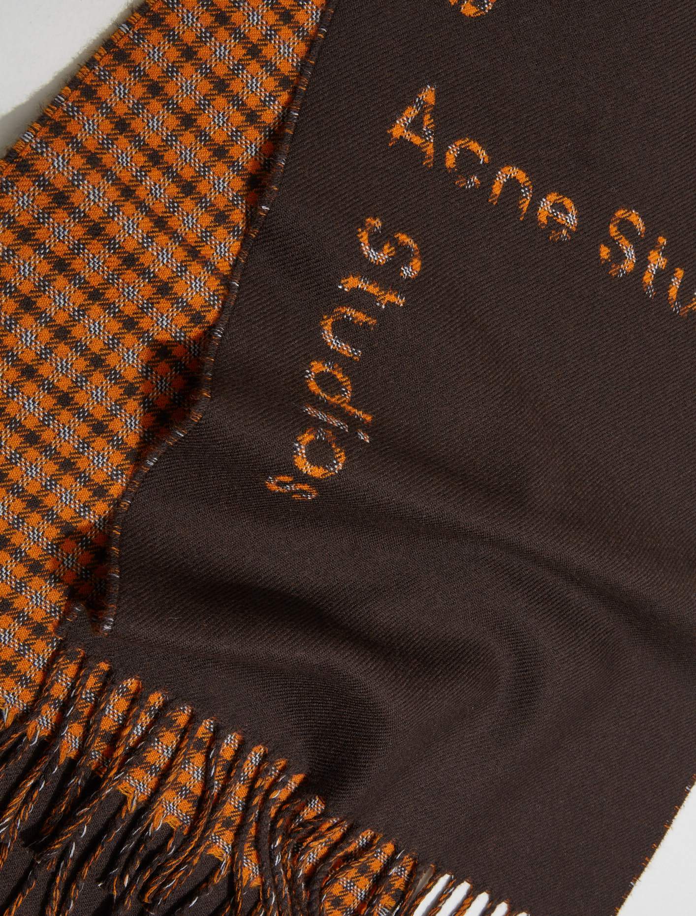 Logo Check Wool Scarf in Chocolate Brown