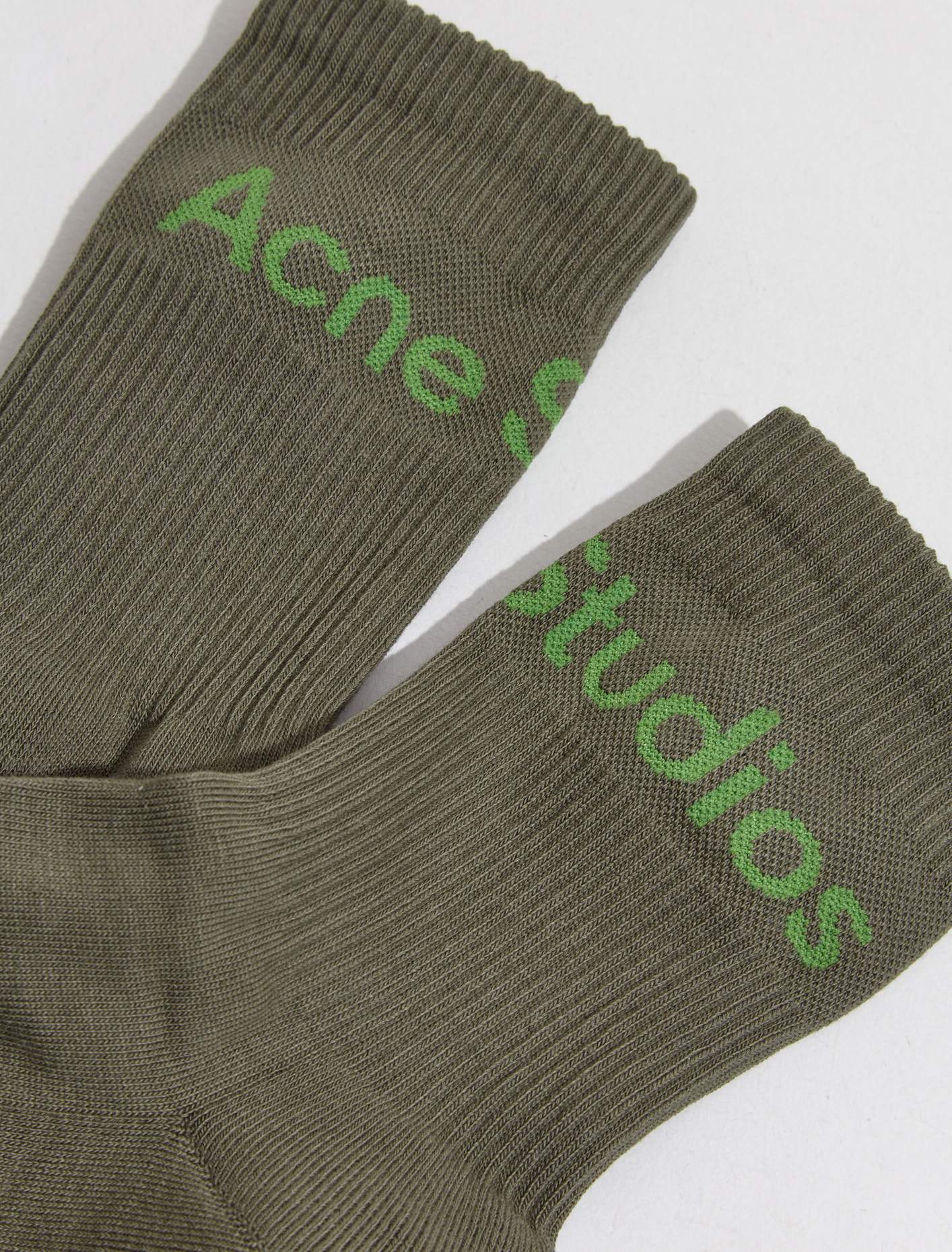 Logo Socks in Khaki & Green