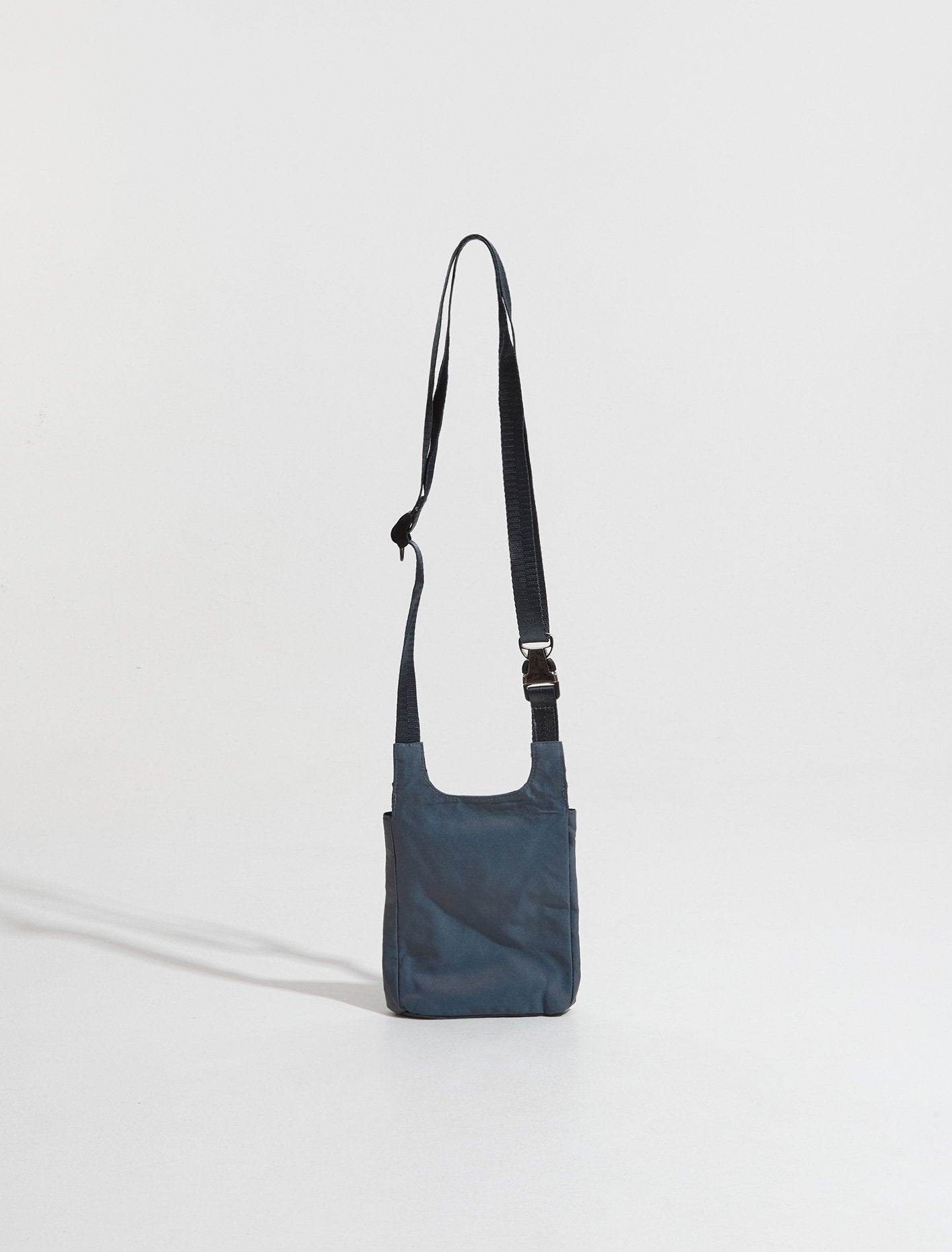 Ghosting Pouch in Sea