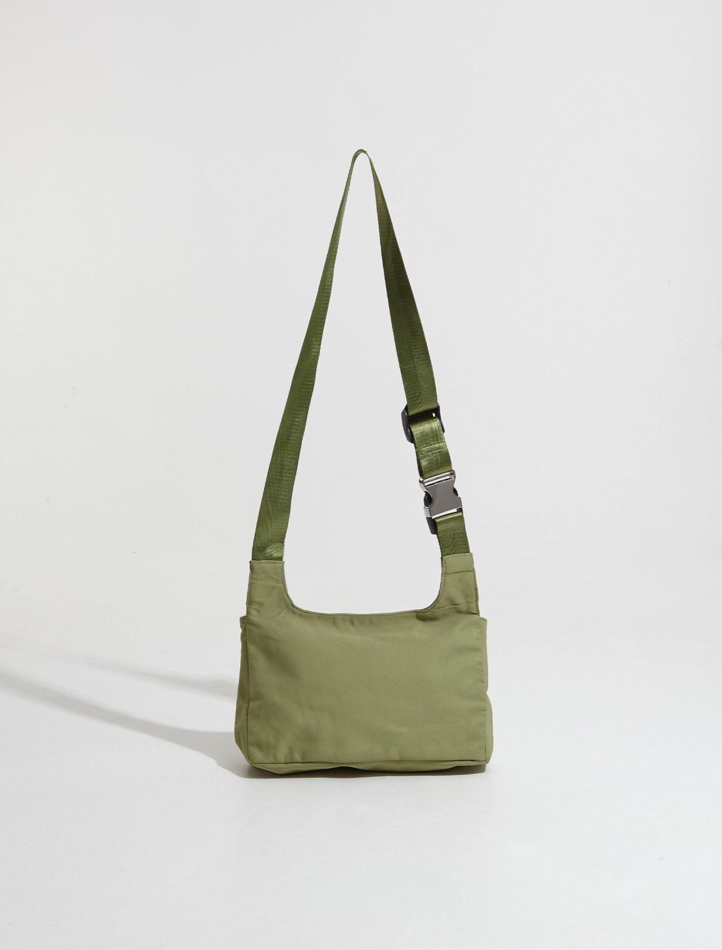 Club Cross Body Bag in Moss