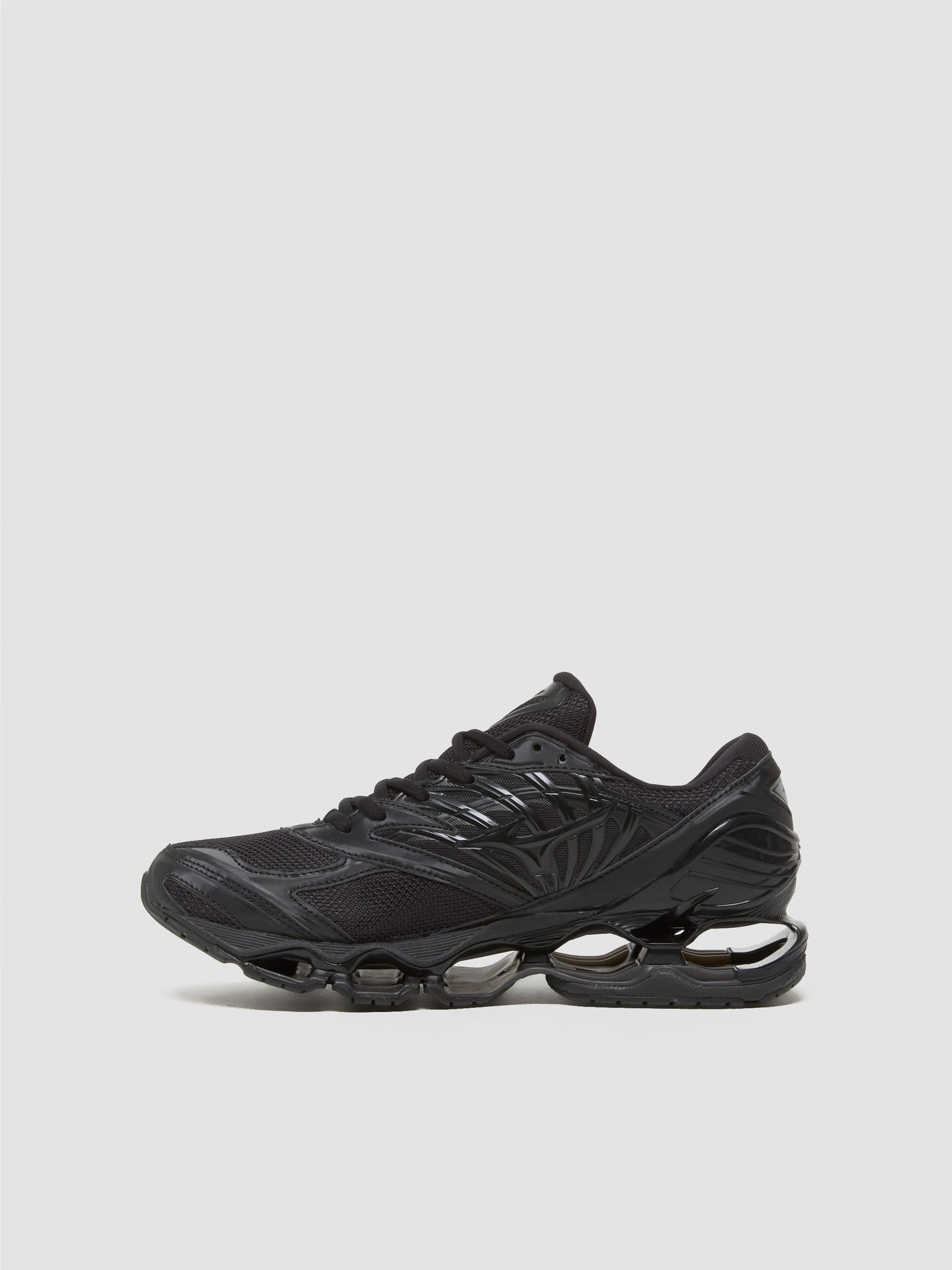 Wave Prophecy LS Sneaker in Black