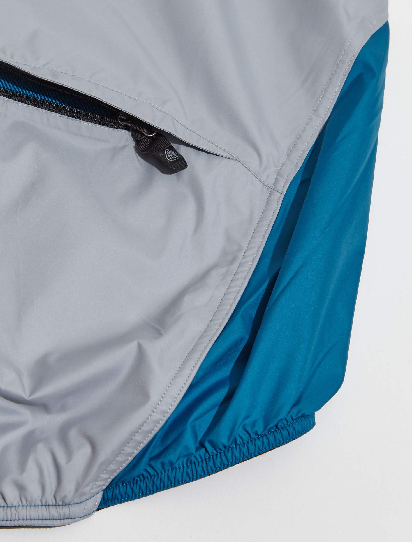 "OREGON" Micro Shell Jacket in Blue