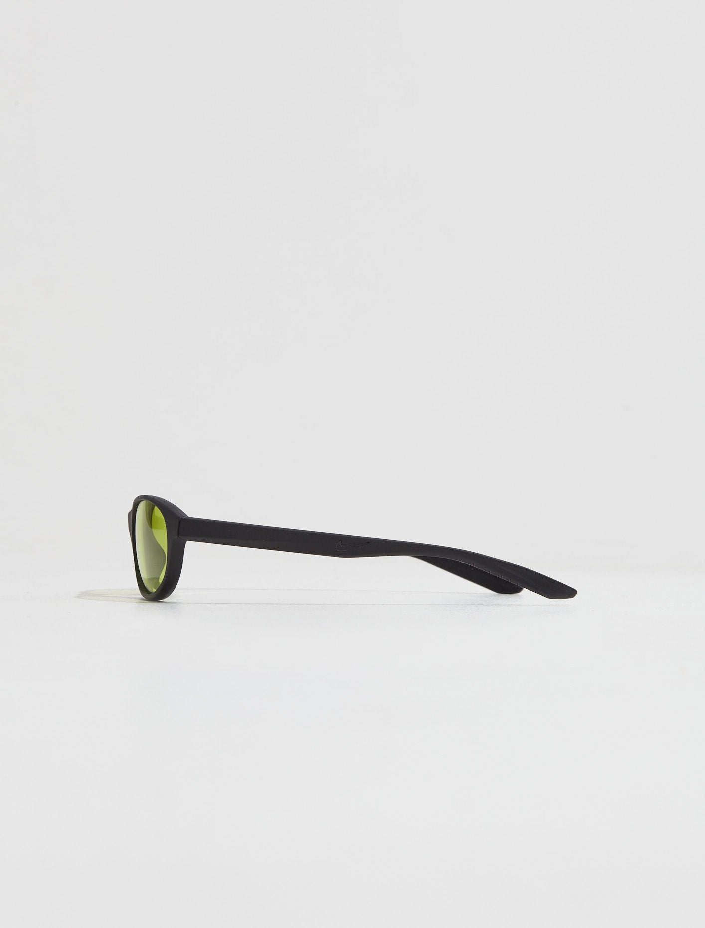 Retro E Sunglasses in Matte Black