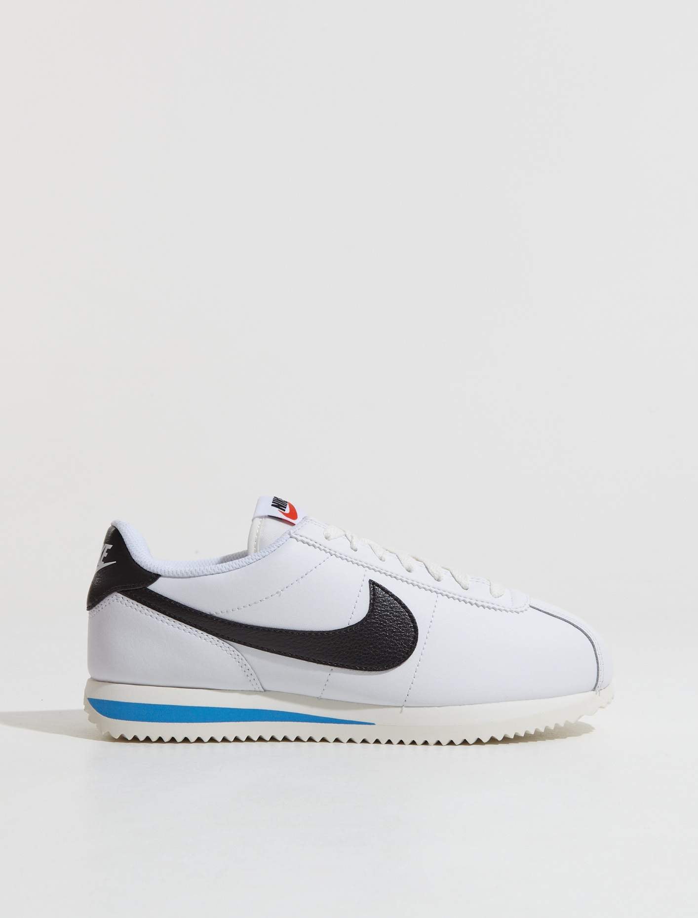 WMNS Cortez Sneaker in White & Black