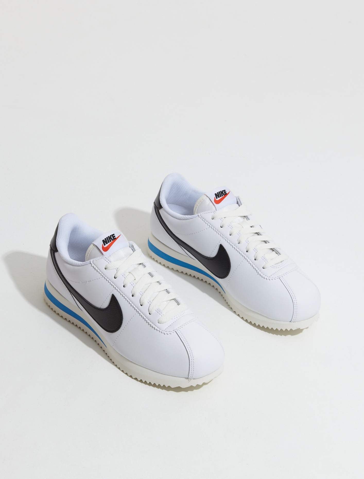 WMNS Cortez Sneaker in White & Black