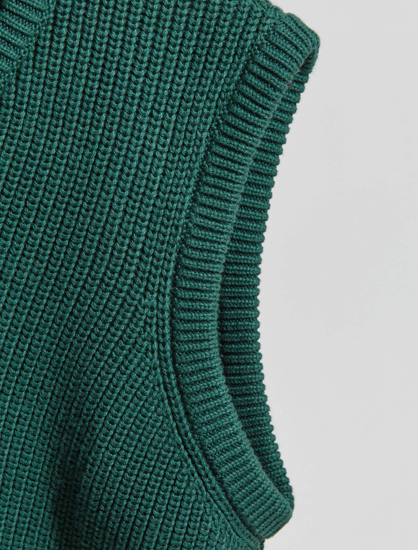 Shaker Stitch Cotton Sweater Vest in Green