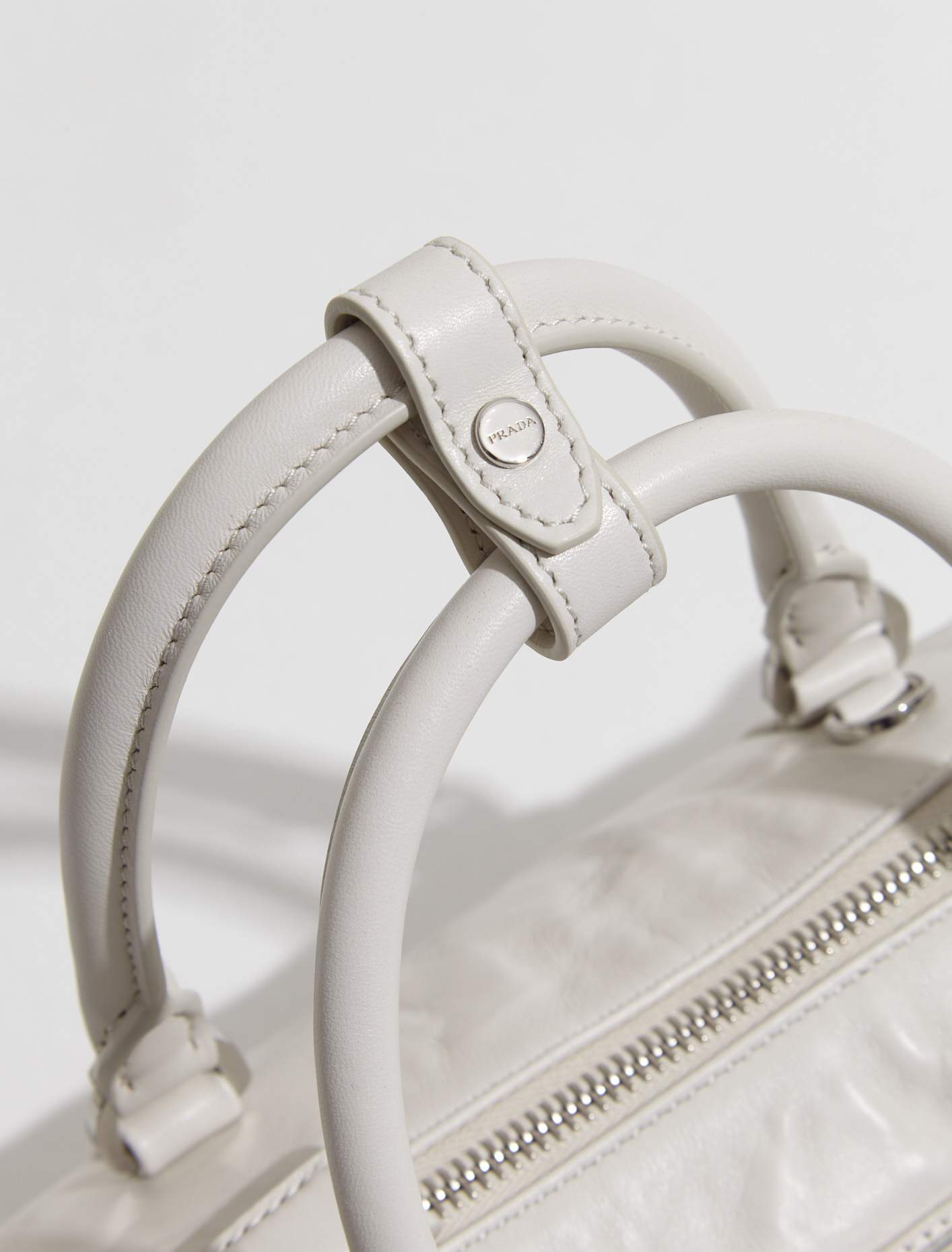 Antique Nappa Handbag in White