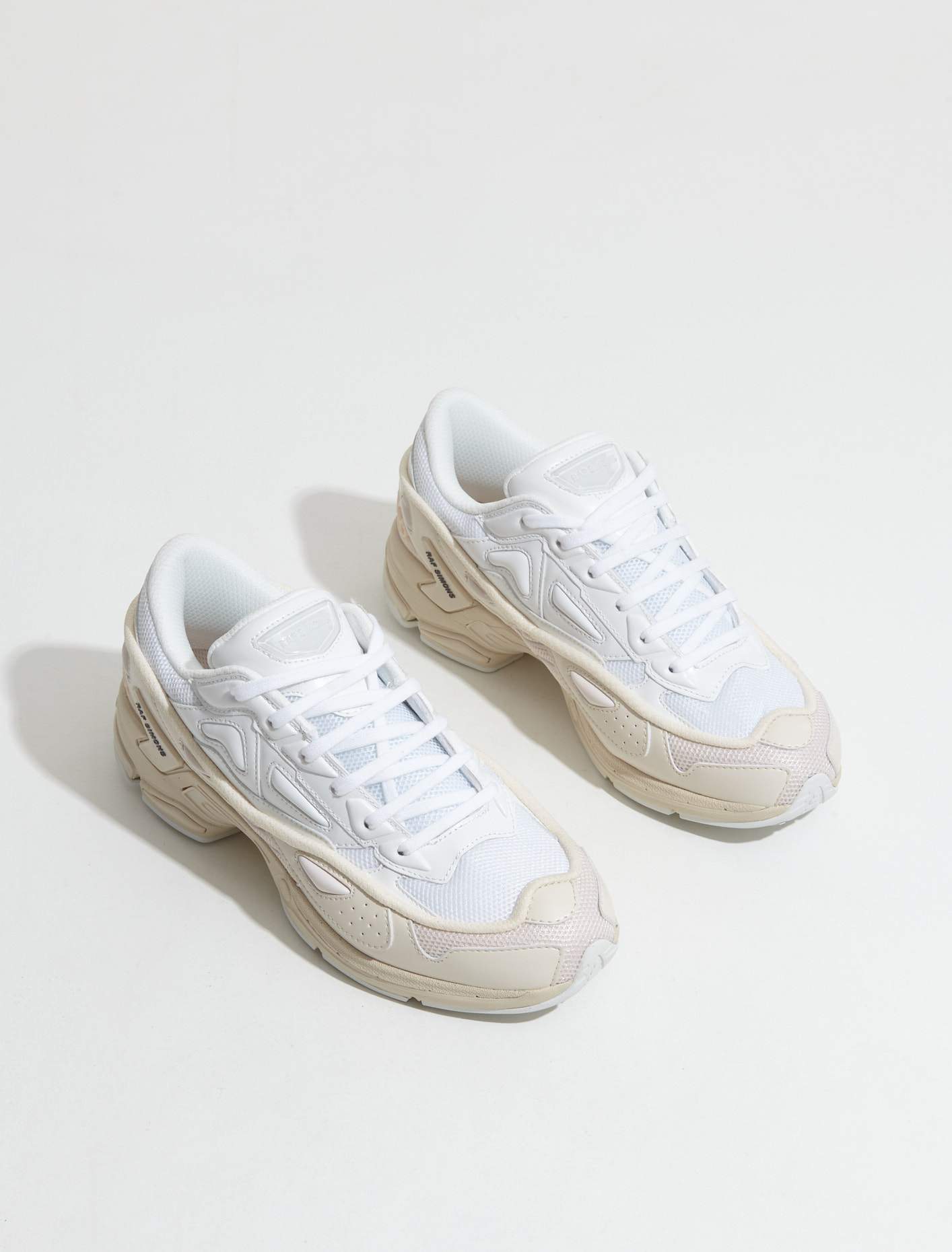 Pharaxus Sneaker in Off-White & Cream