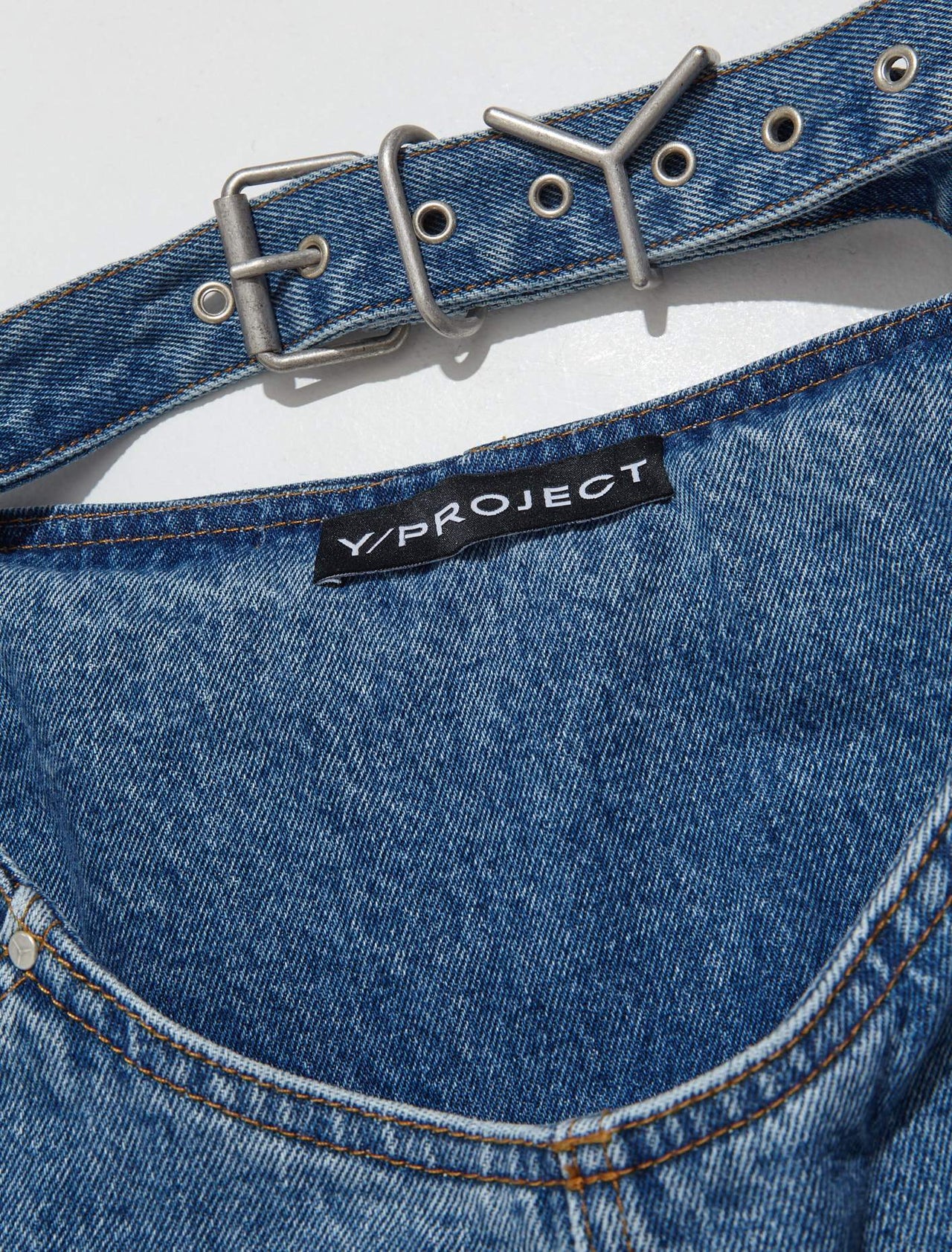 Y Belt Arc Jeans in Faded Blue