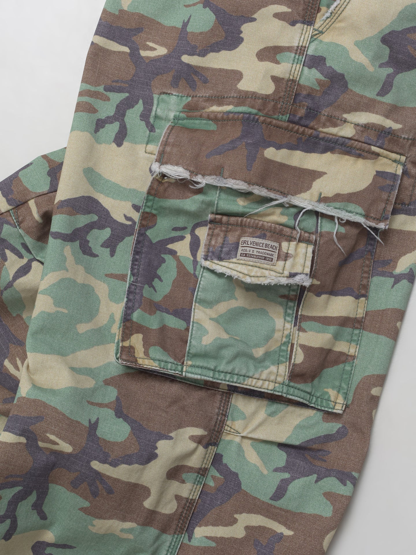 Camo Cargo Woven Pants in Green Camo