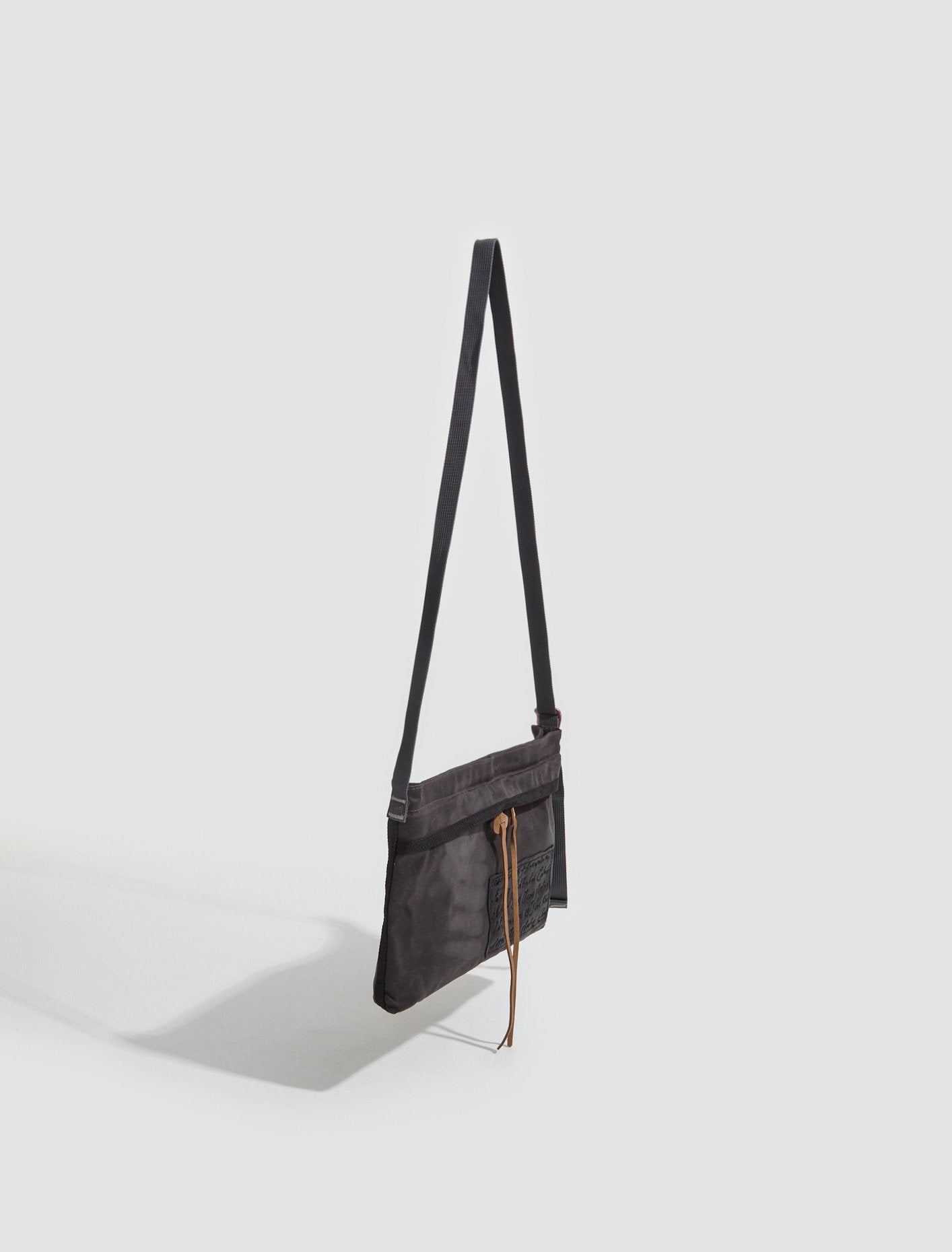 Crossbody Wax Cotton Bag in Grey