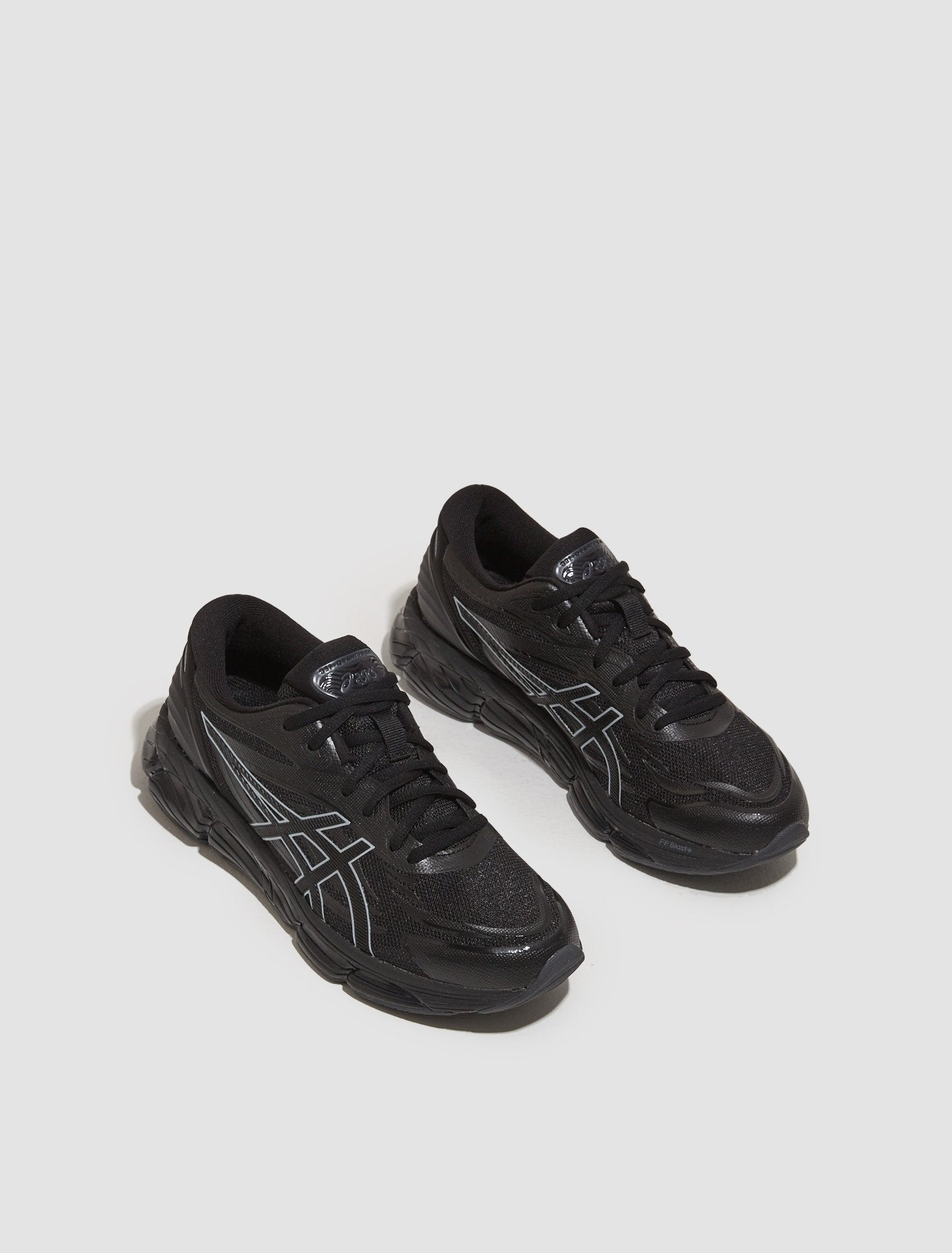 GEL-QUANTUM 360 VIII Sneaker in Black