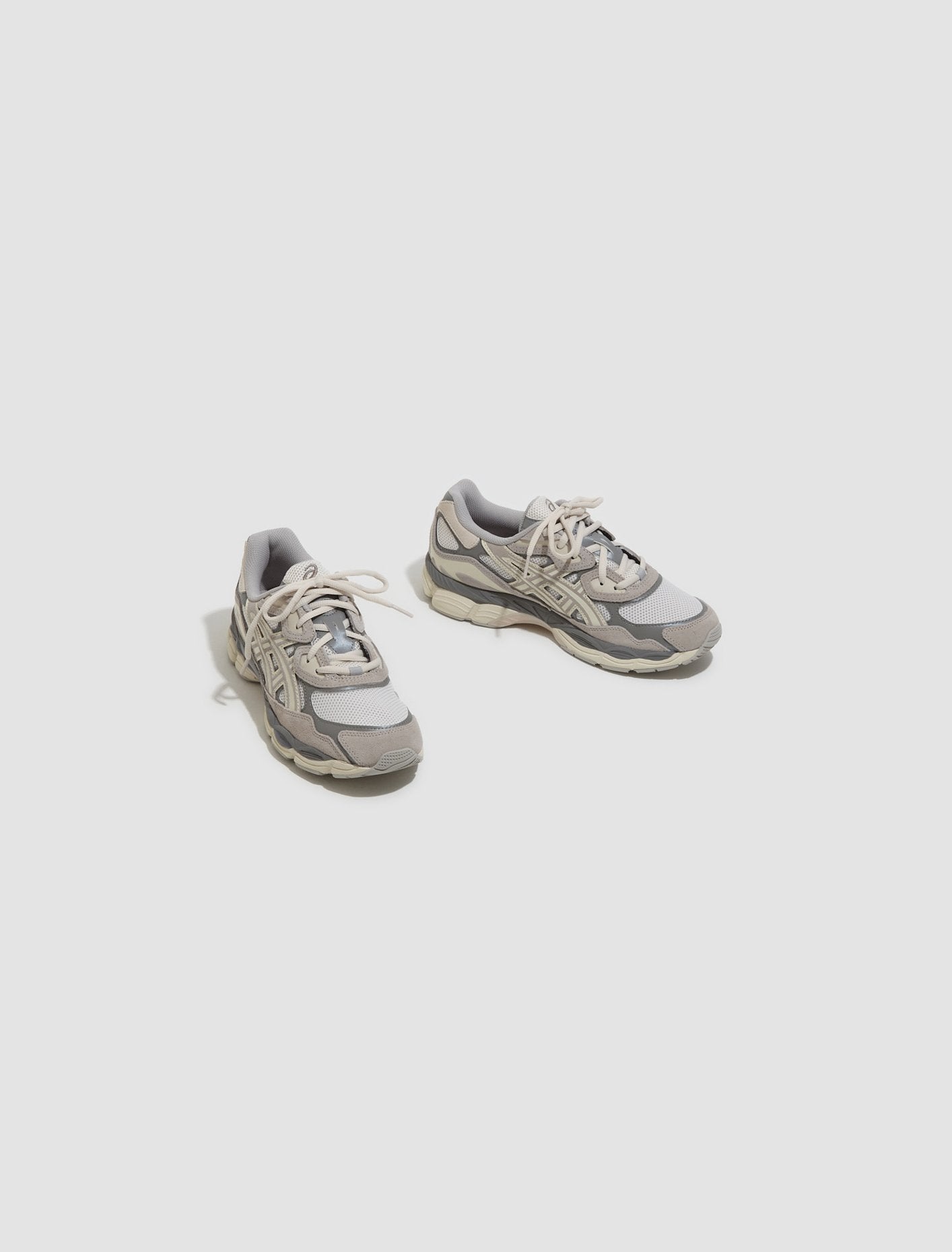GEL-NYC Sneaker in Cream & Oyster Grey