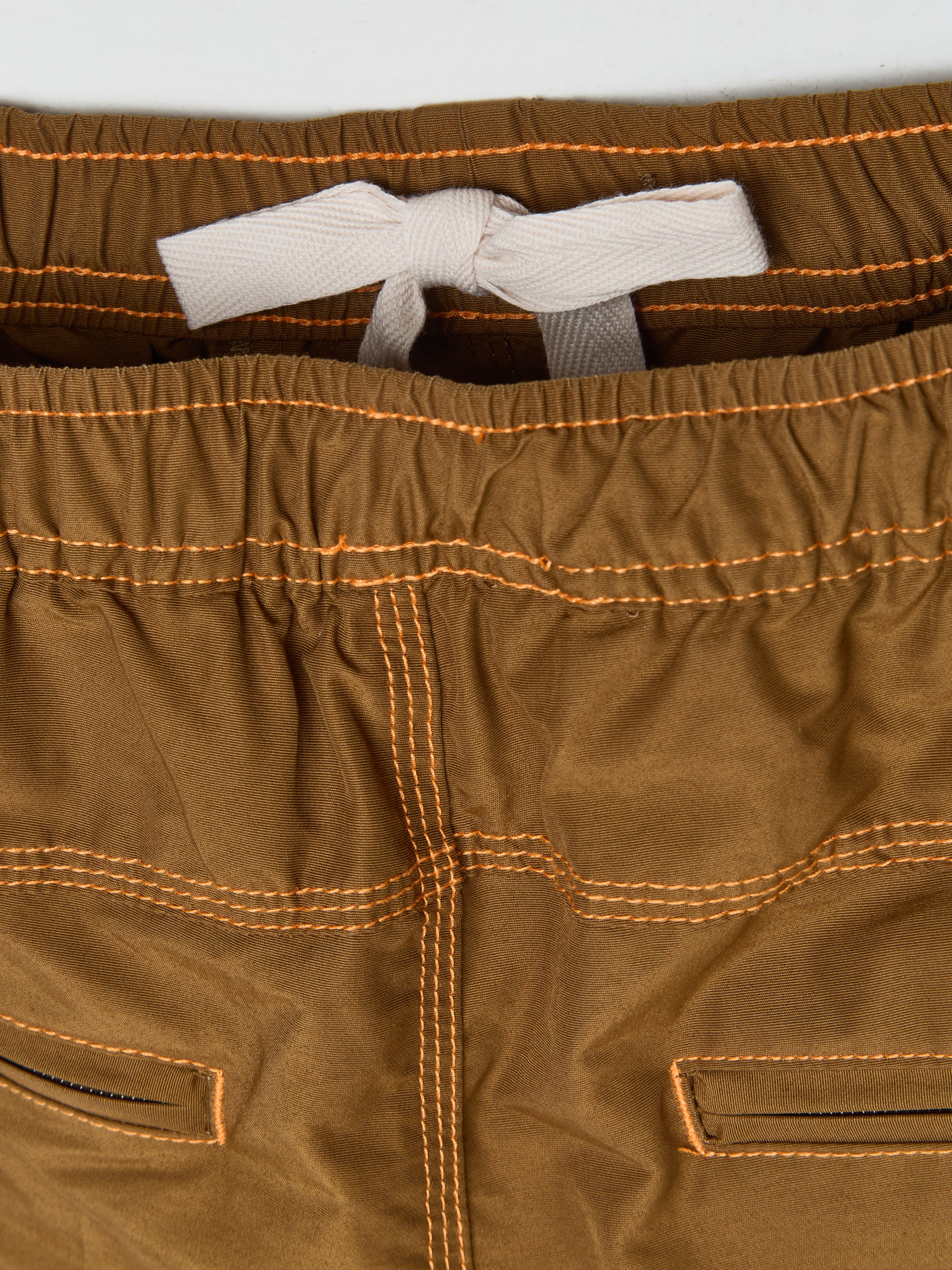 Triple Needle Bishop Shorts in Sepia