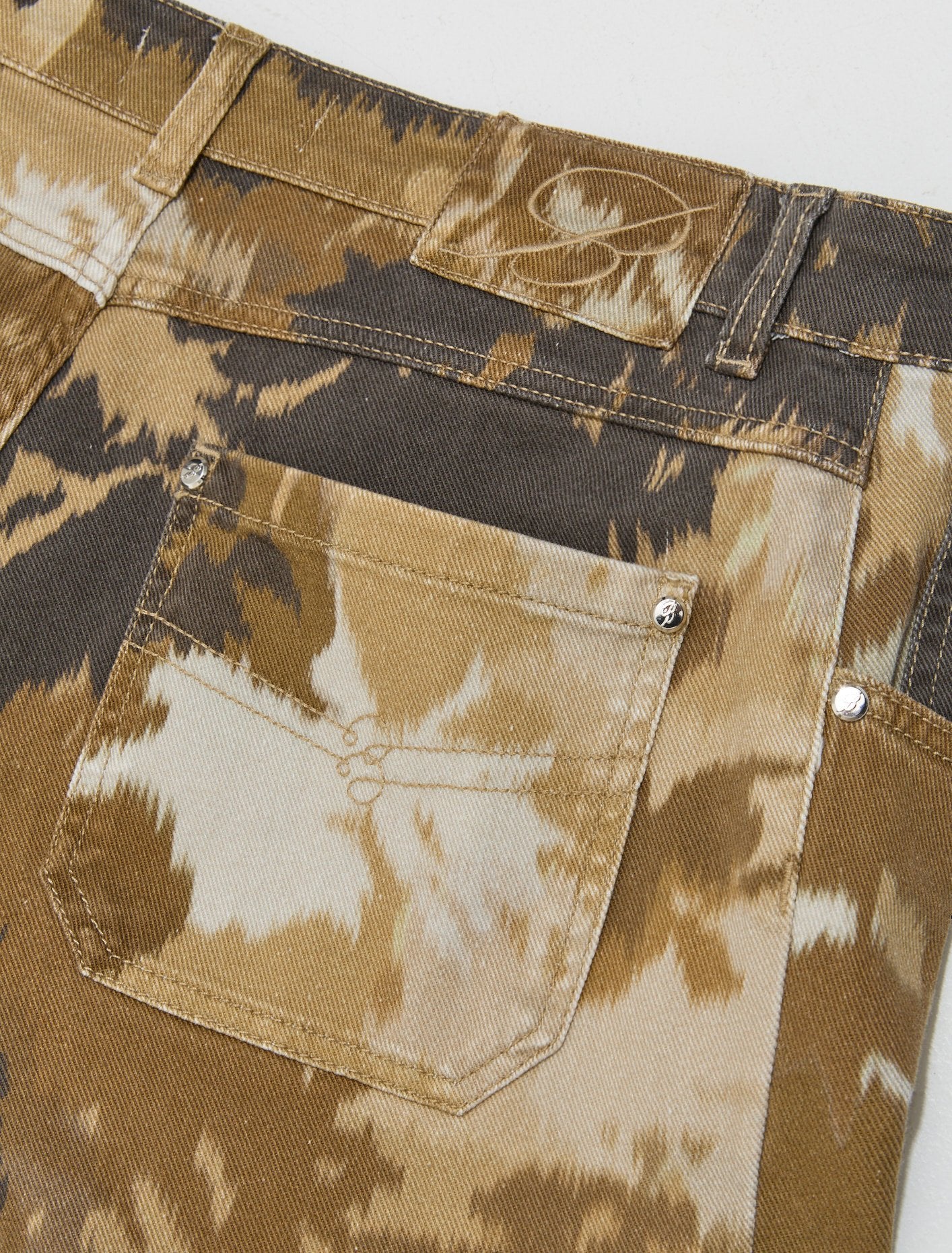 Chiné Camouflage Print Cargo Pants in Camoscio