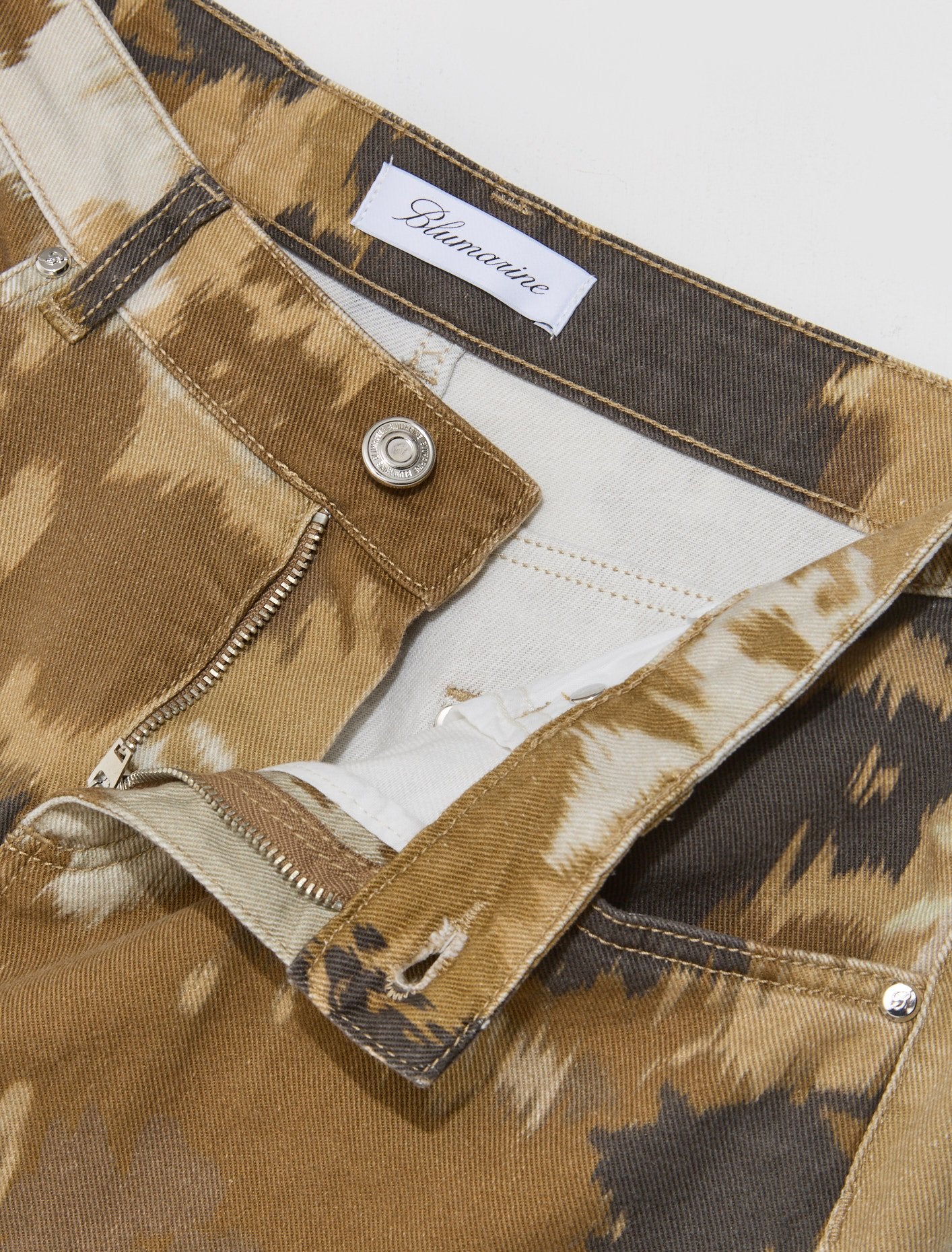 Chiné Camouflage Print Cargo Pants in Camoscio