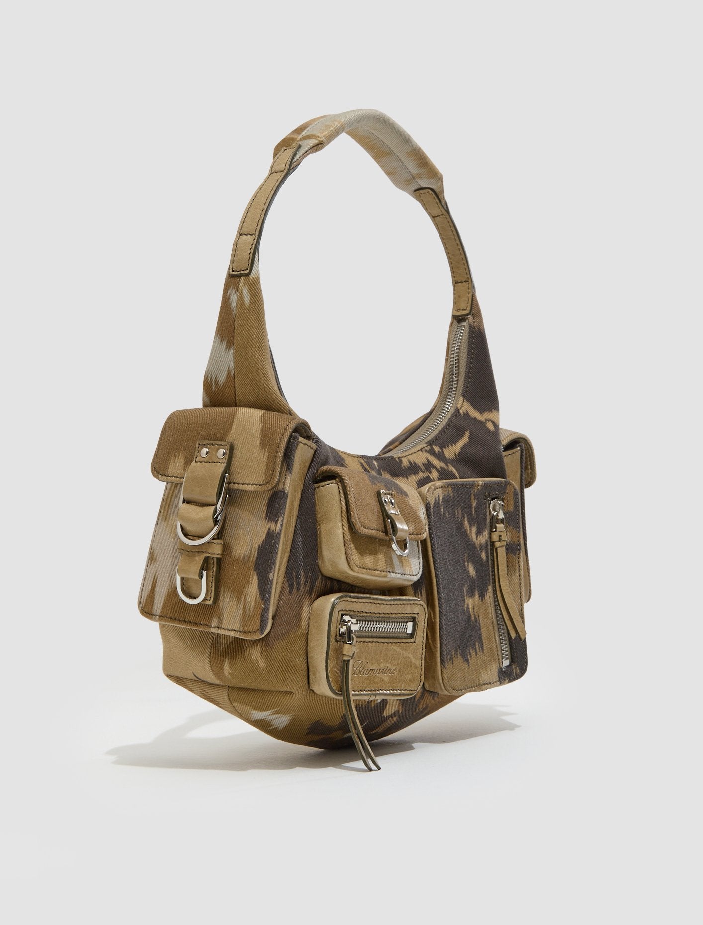 Regular-Sized Camouflage Chine Print Cargo Bag in Camoscio