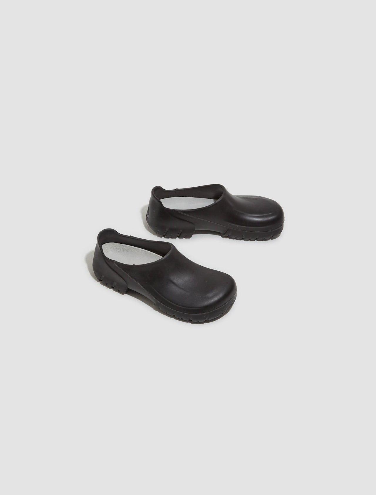 A630 Clogs in Black