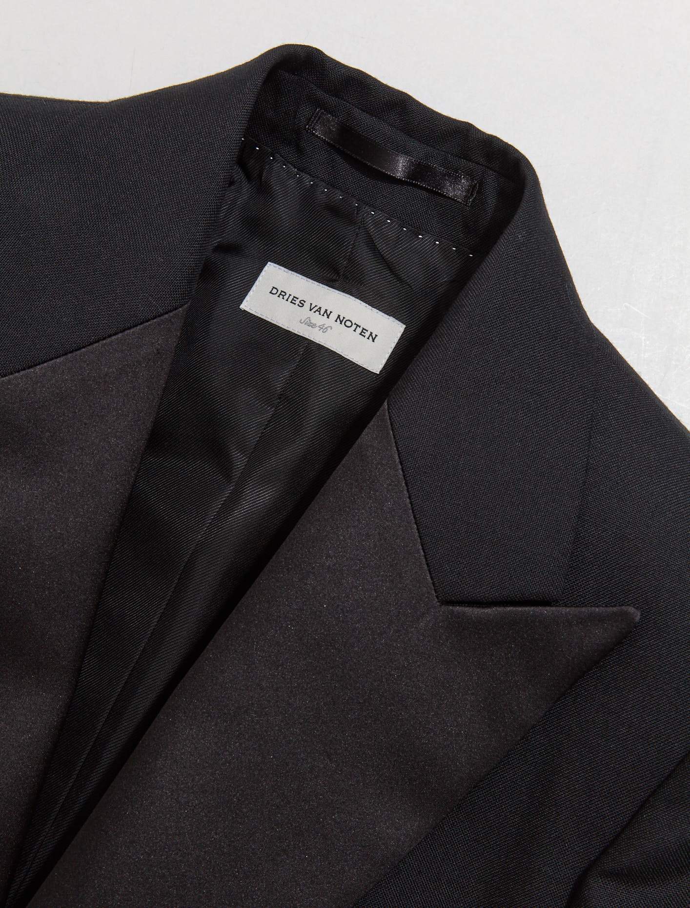 Kant Tux Suit in Black