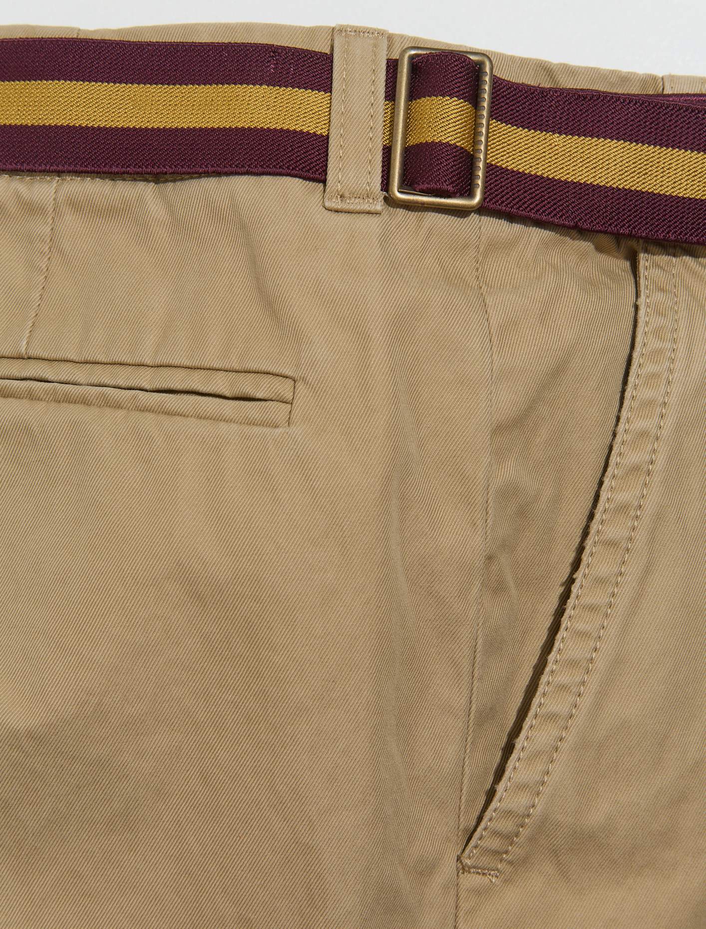 Pulian Shorts in Beige