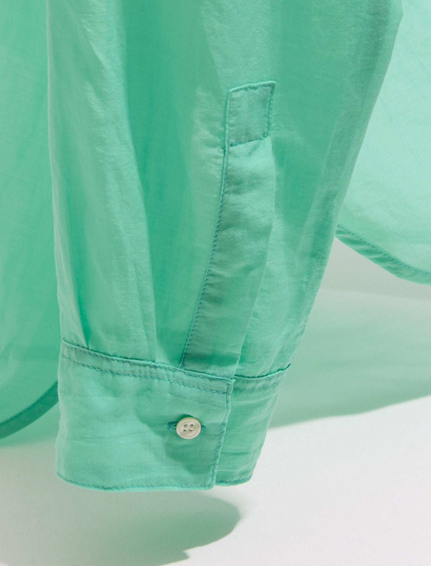 Classic Shirt in Aqua Green