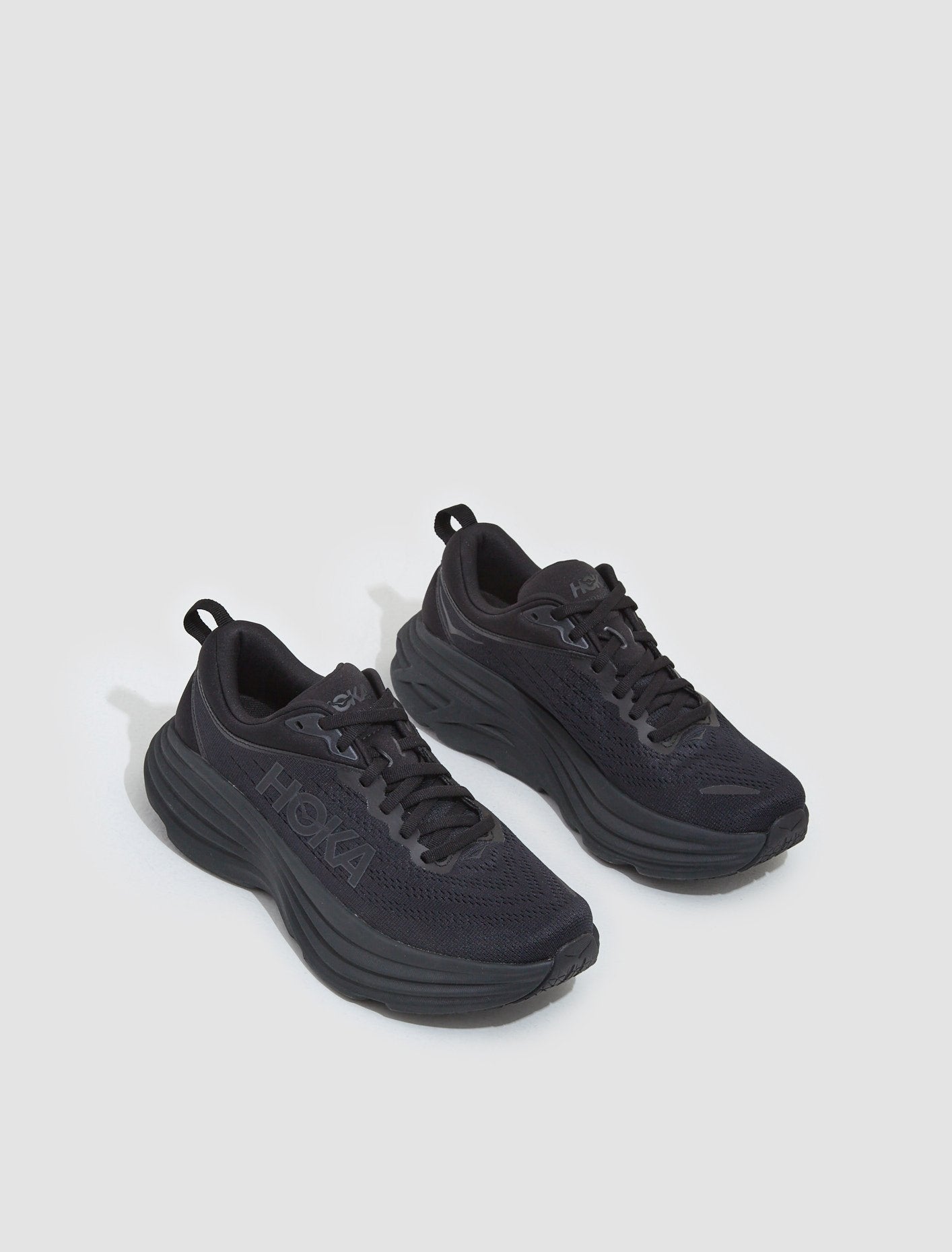 Bondi 8 Sneaker in Black