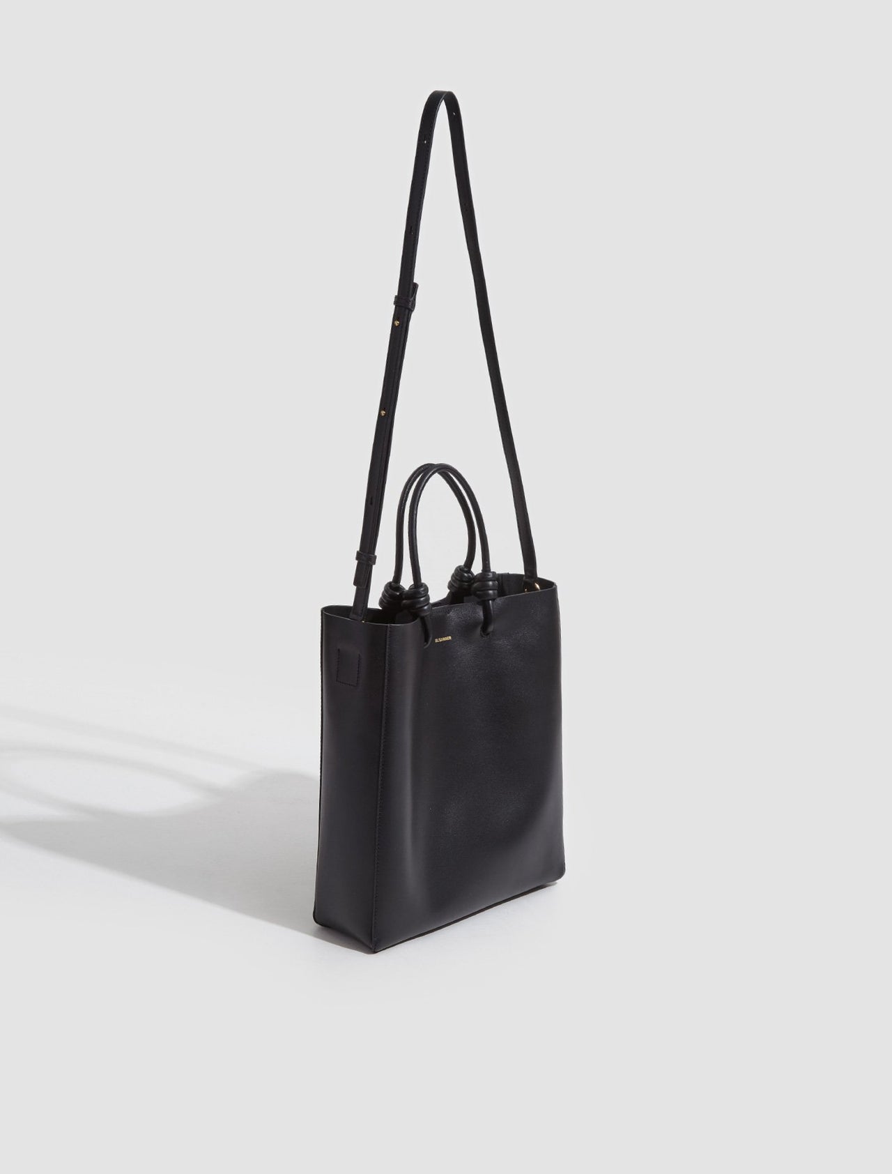 Giro Tote Bag in Black