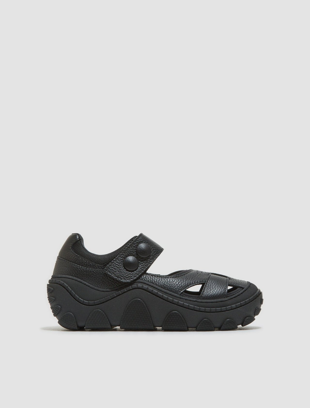 Sandal Hybrid in Black Soot