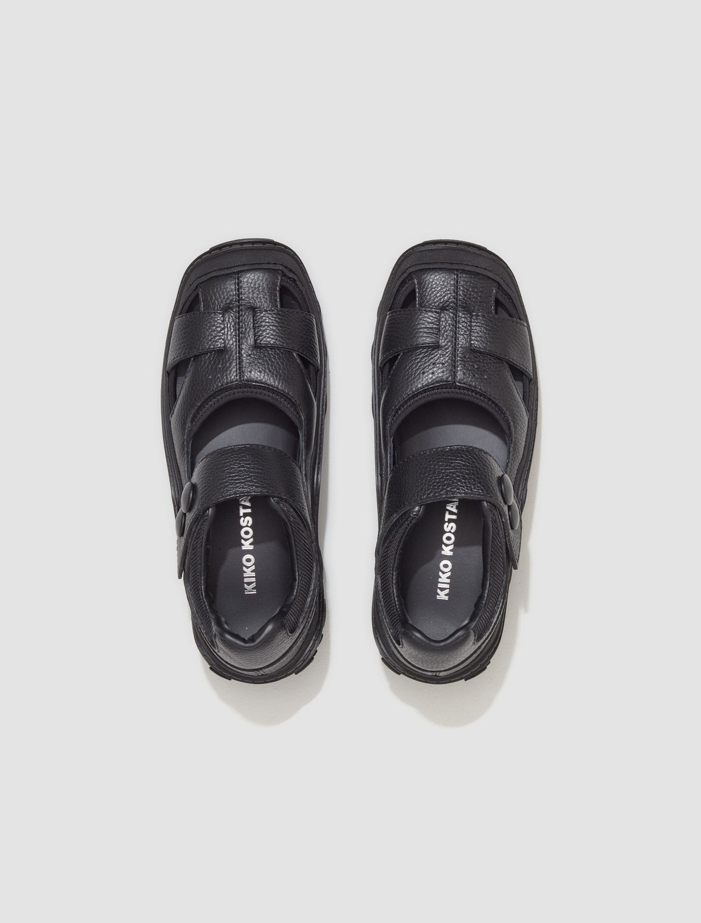 Sandal Hybrid in Black Soot