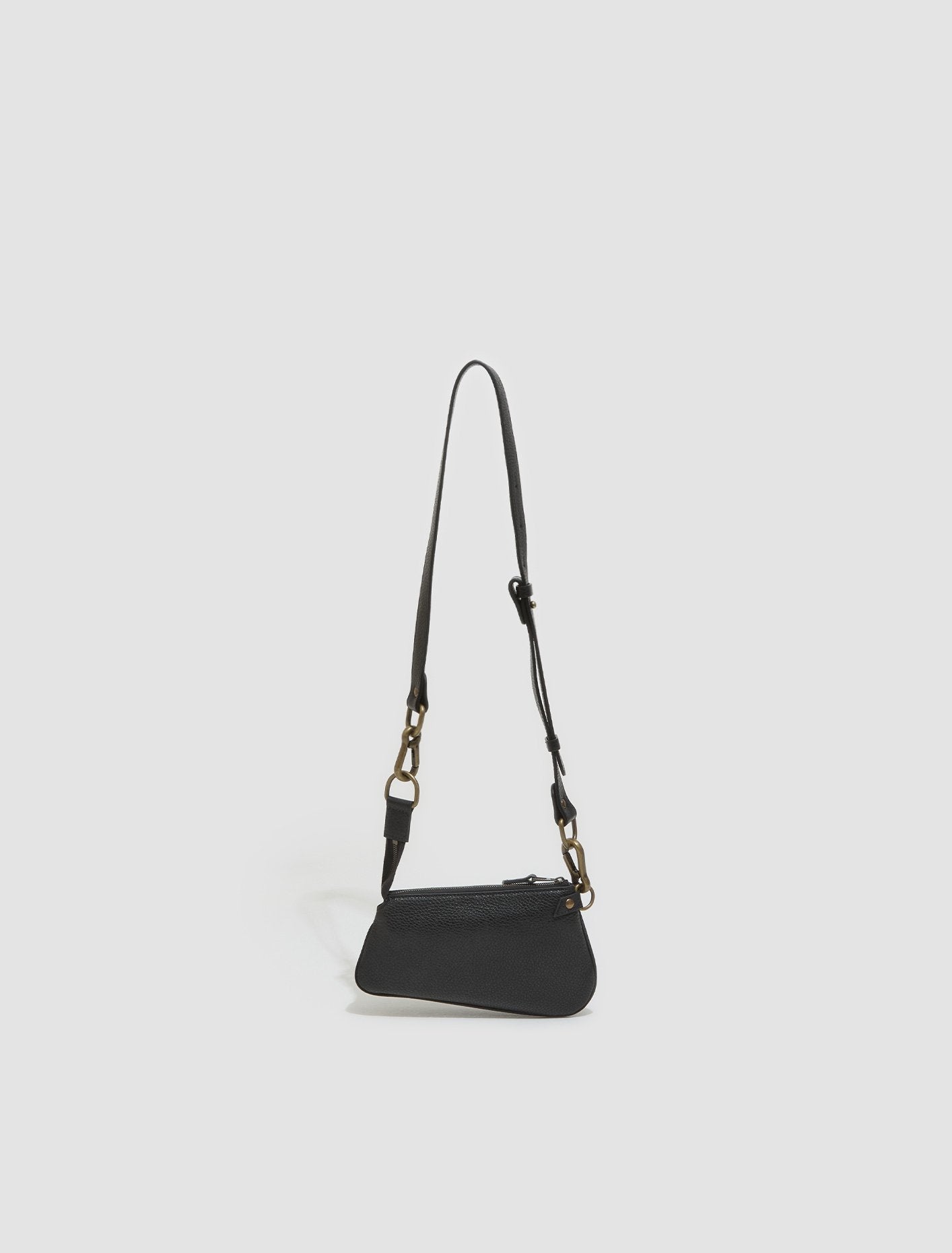 Amlen Pochette in Black Obsidian