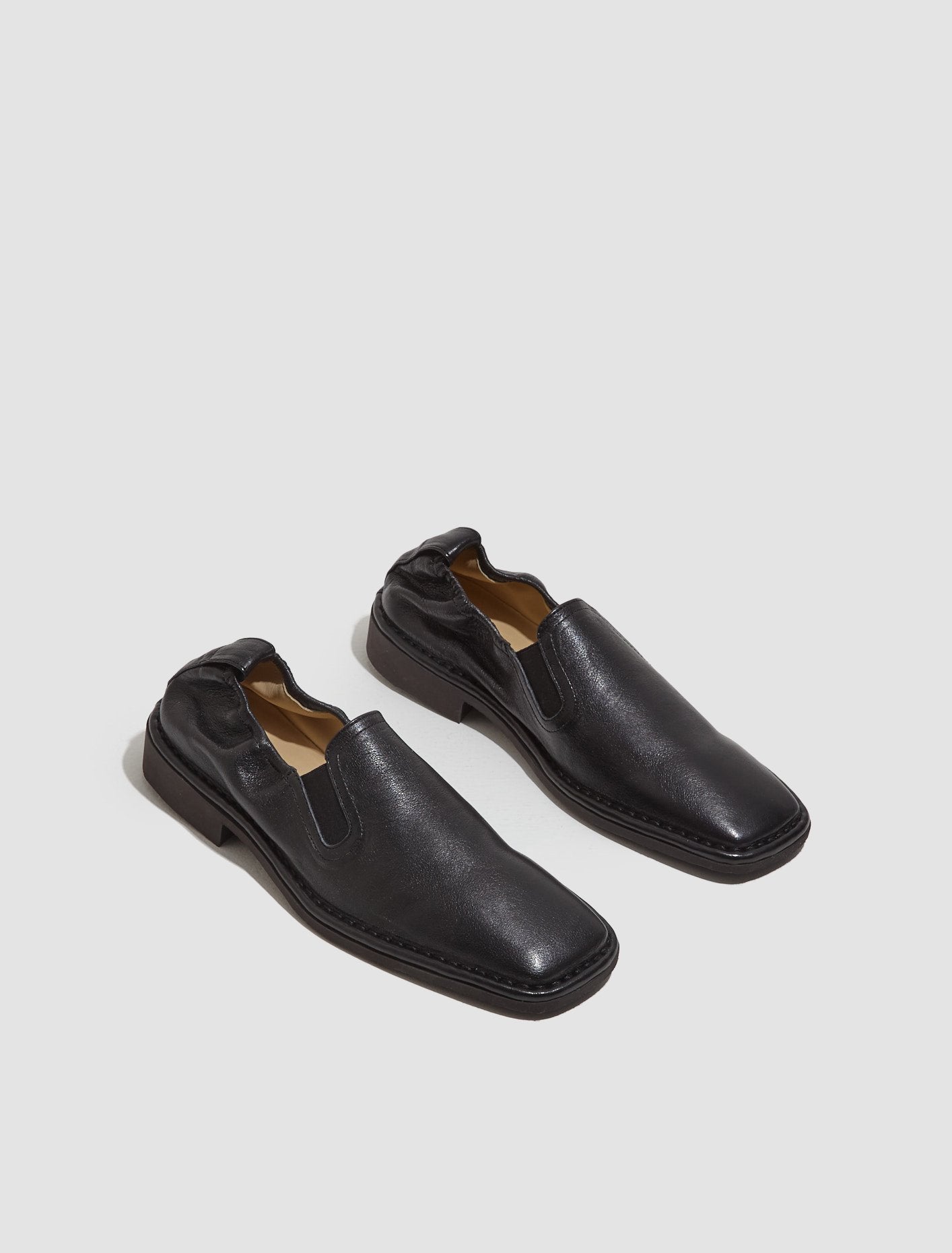 Soft Loafers in Black