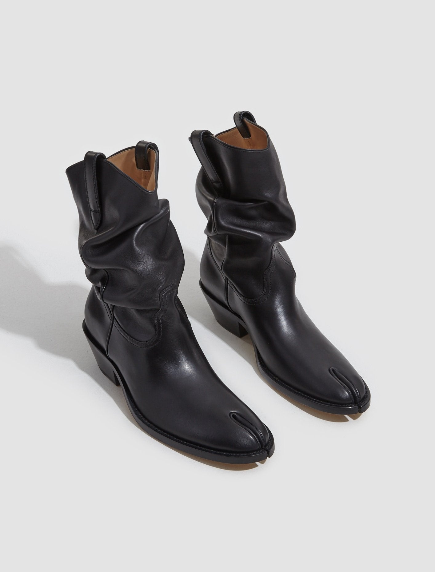 Tabi Western Boots in Black