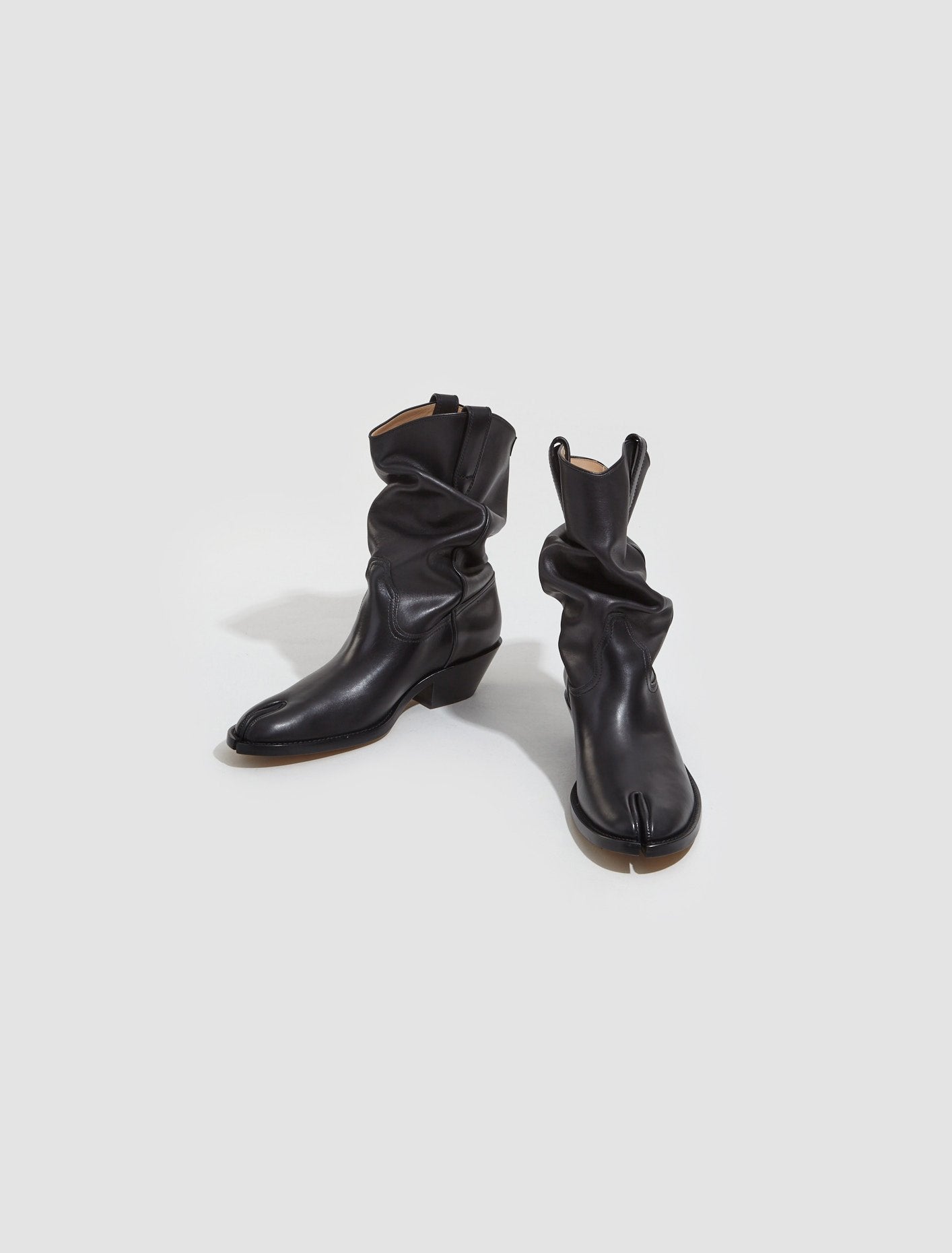 Tabi Western Boots in Black