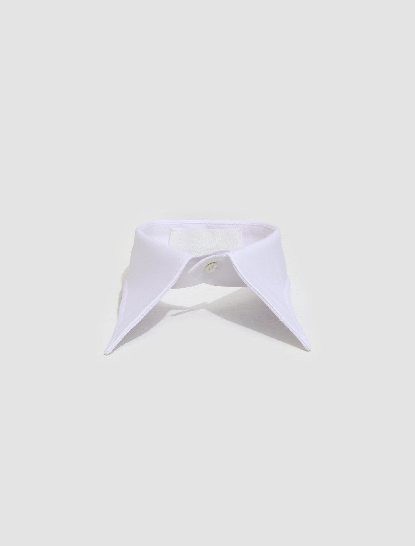 Collar in White