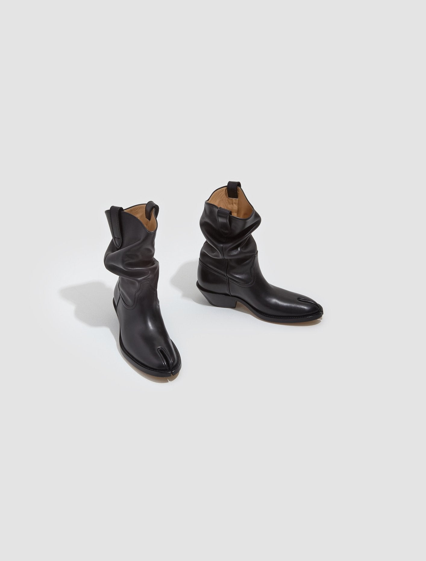 Women's Tabi Western Boots in Black