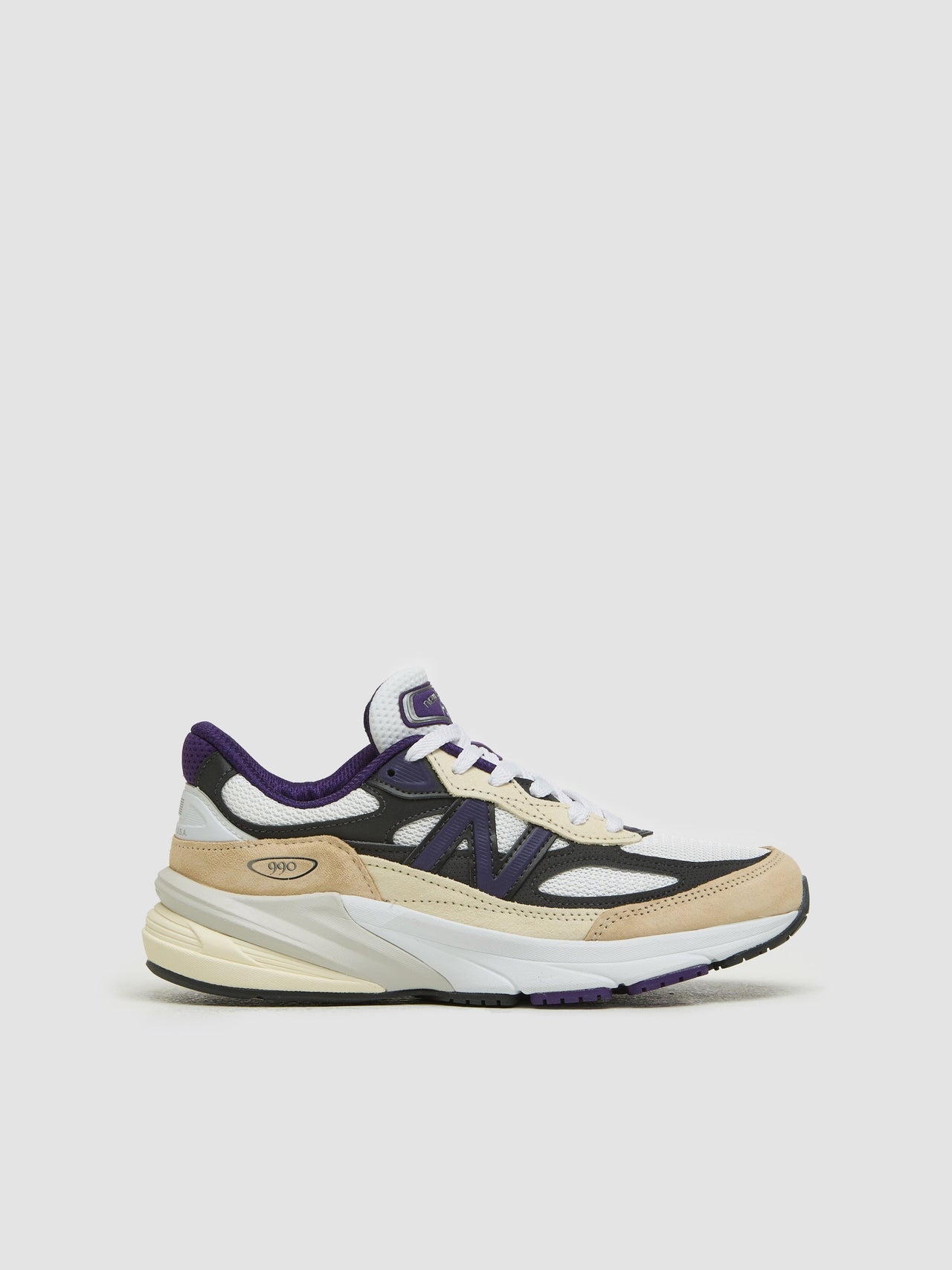 U990 v6 'Made in USA' Sneaker in Plum