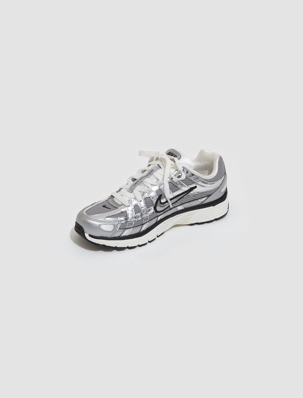 P-6000 Sneaker in Metallic Silver