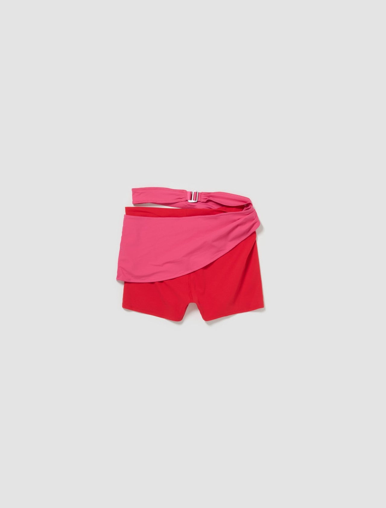 x Jacquemus Women's Pareo Shorts in University Red & Watermelon