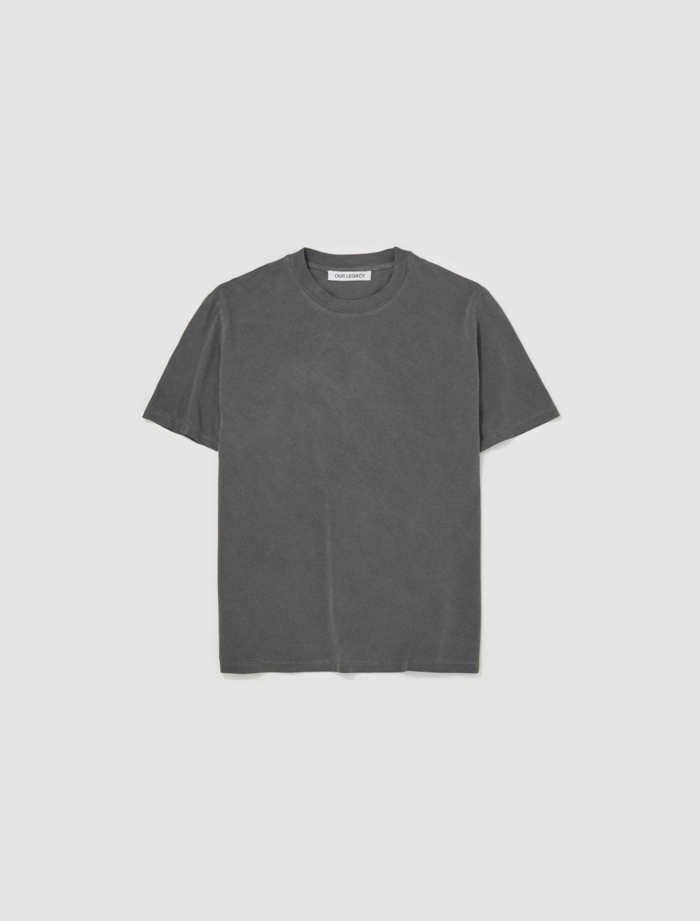 Box T-Shirt in Worn Black