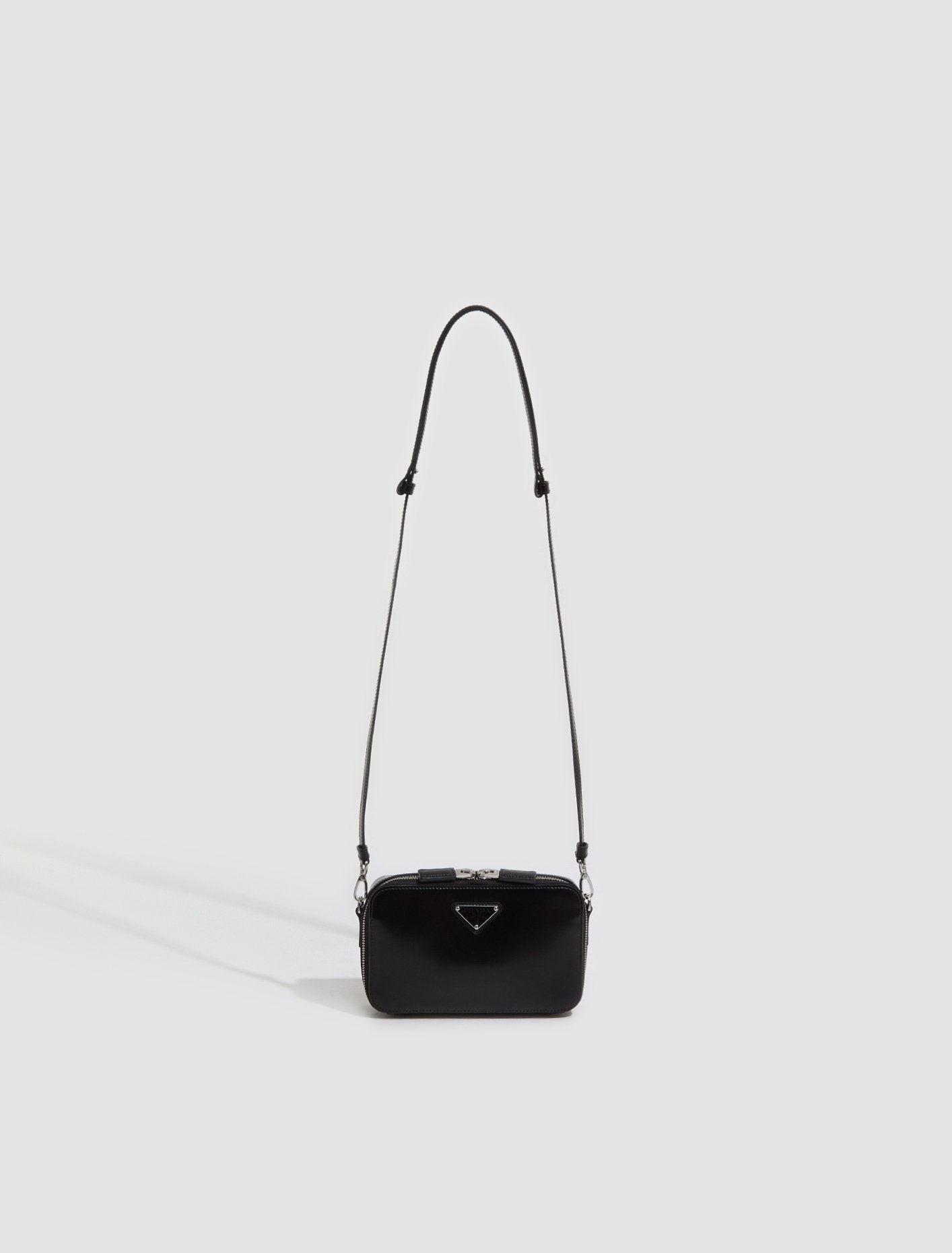 Brique Brushed Leather Bag in Black