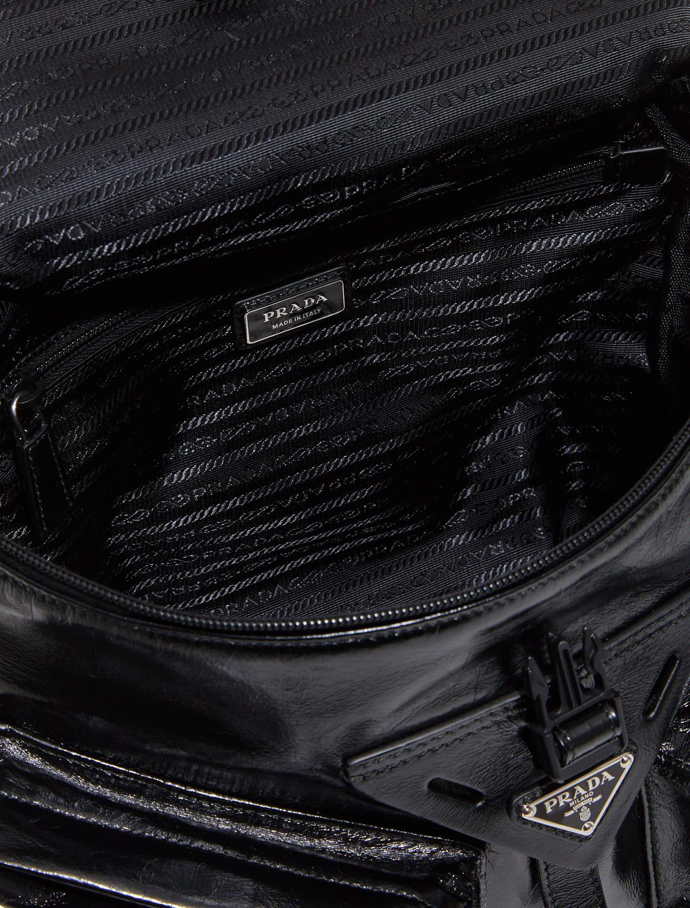 Leather Shoulder Bag in Black