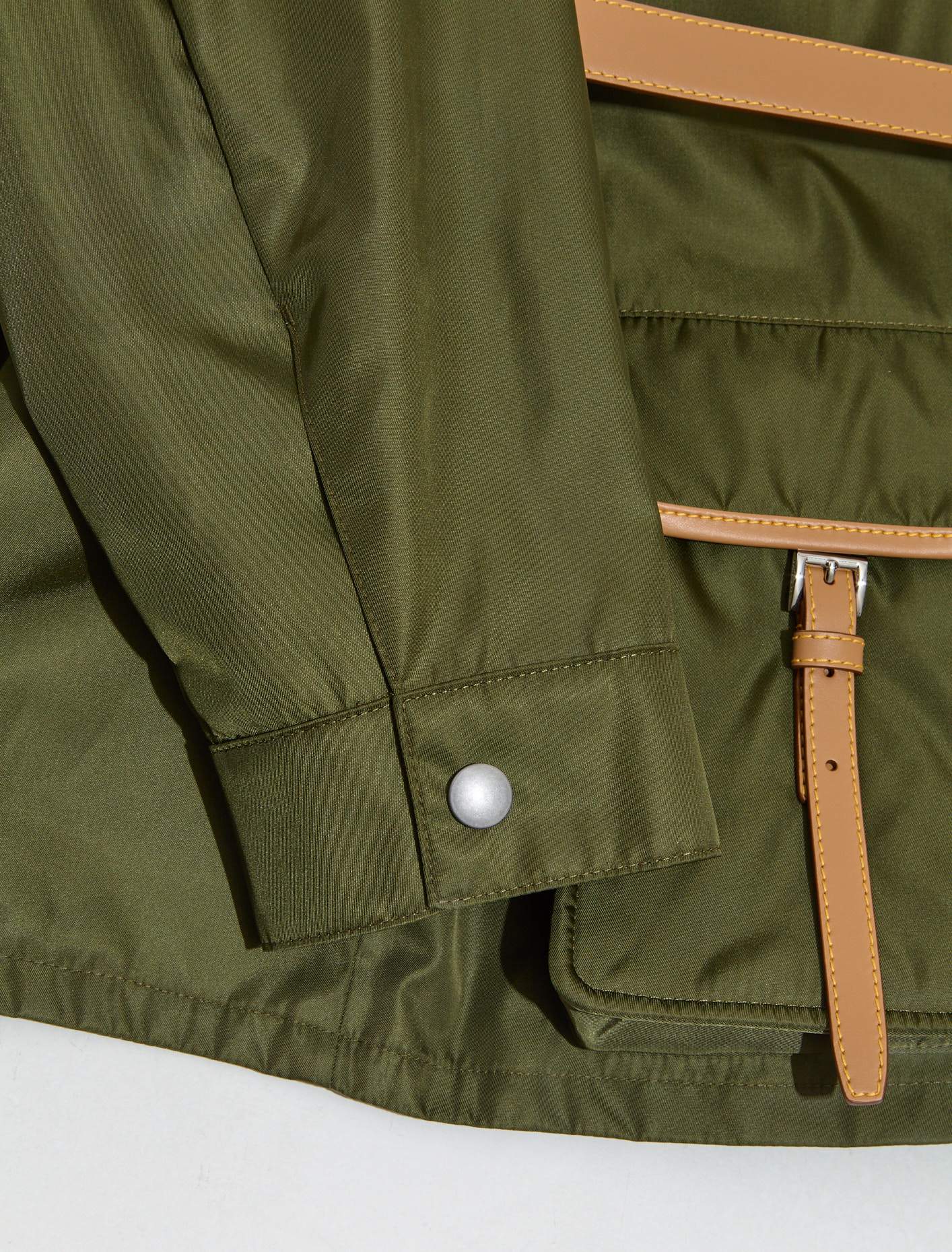 Re-Nylon Jacket in Khaki