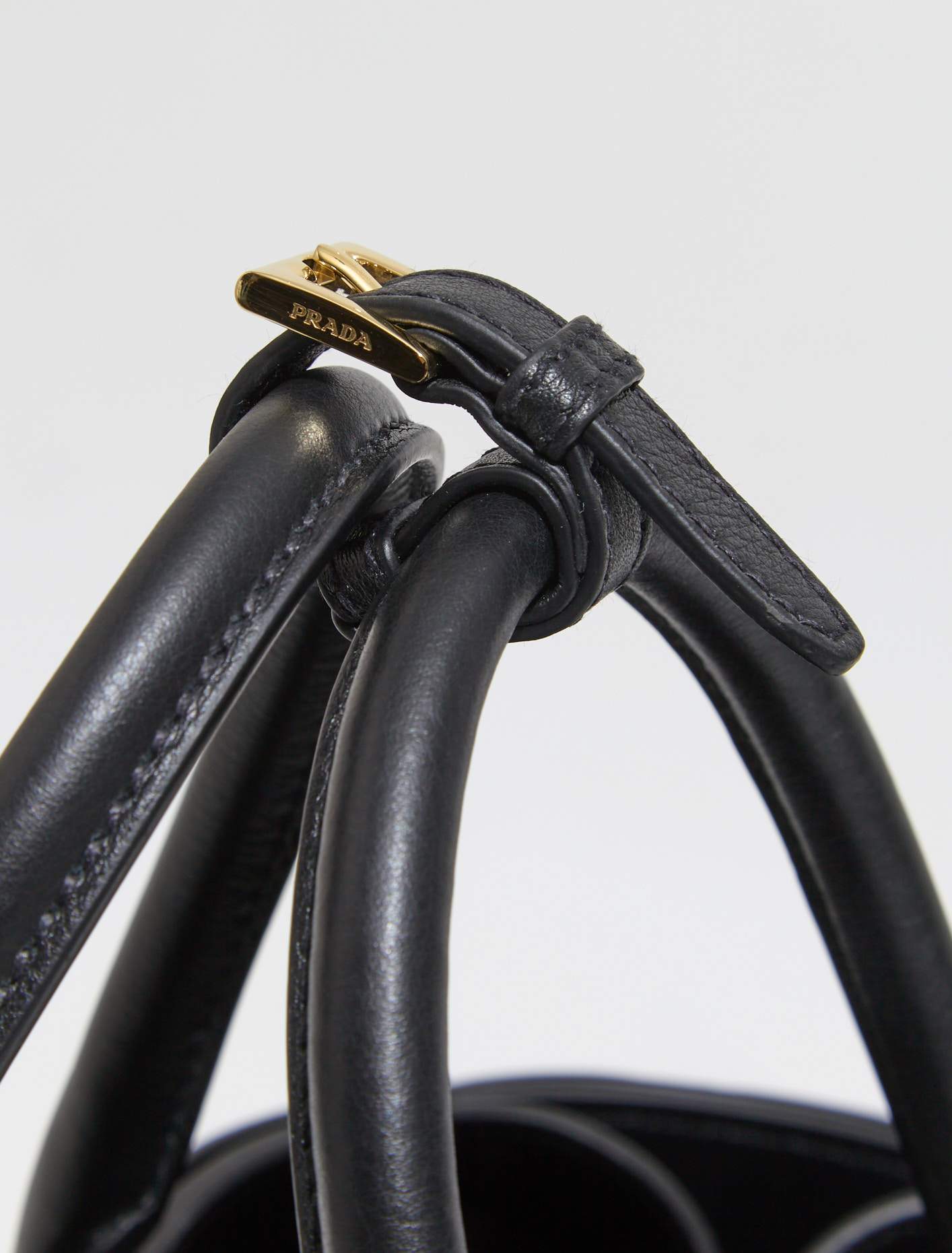 Buckle Medium Leather Handbag With Belt in Black