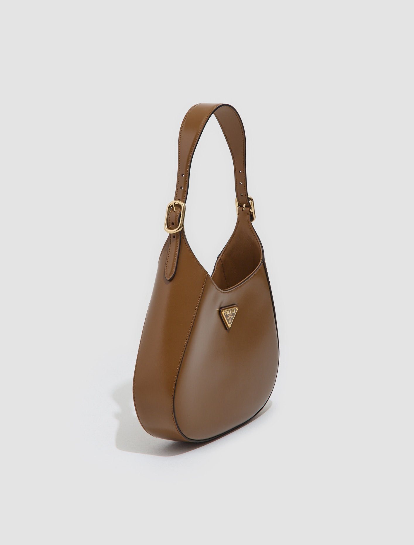 Leather Shoulder Bag in Cinnamon