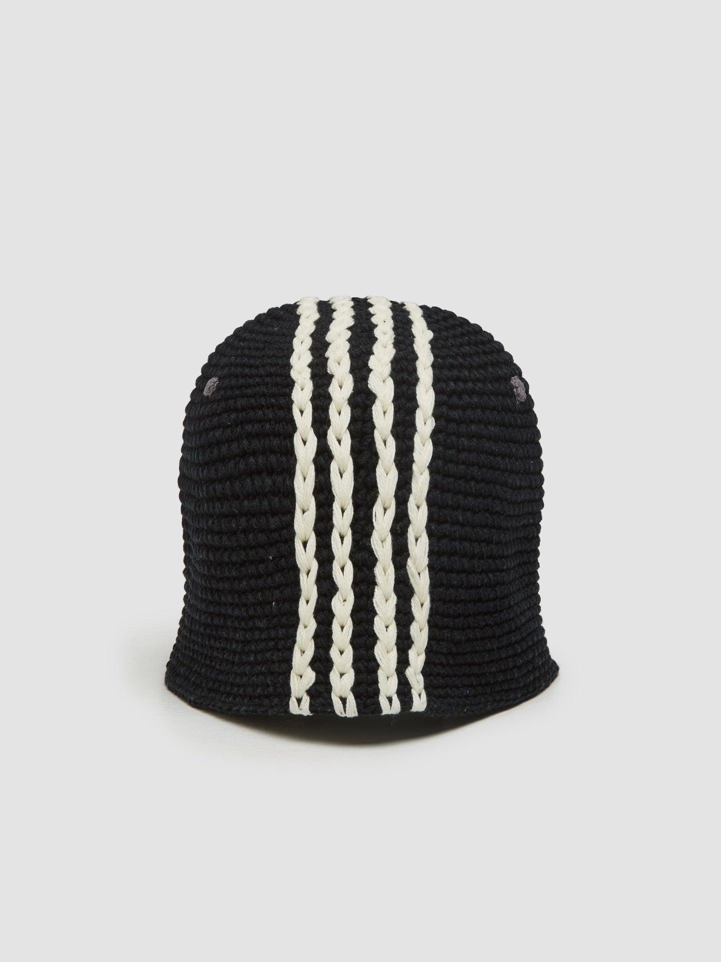 Hand Knitting 4 Lines Hat in Black